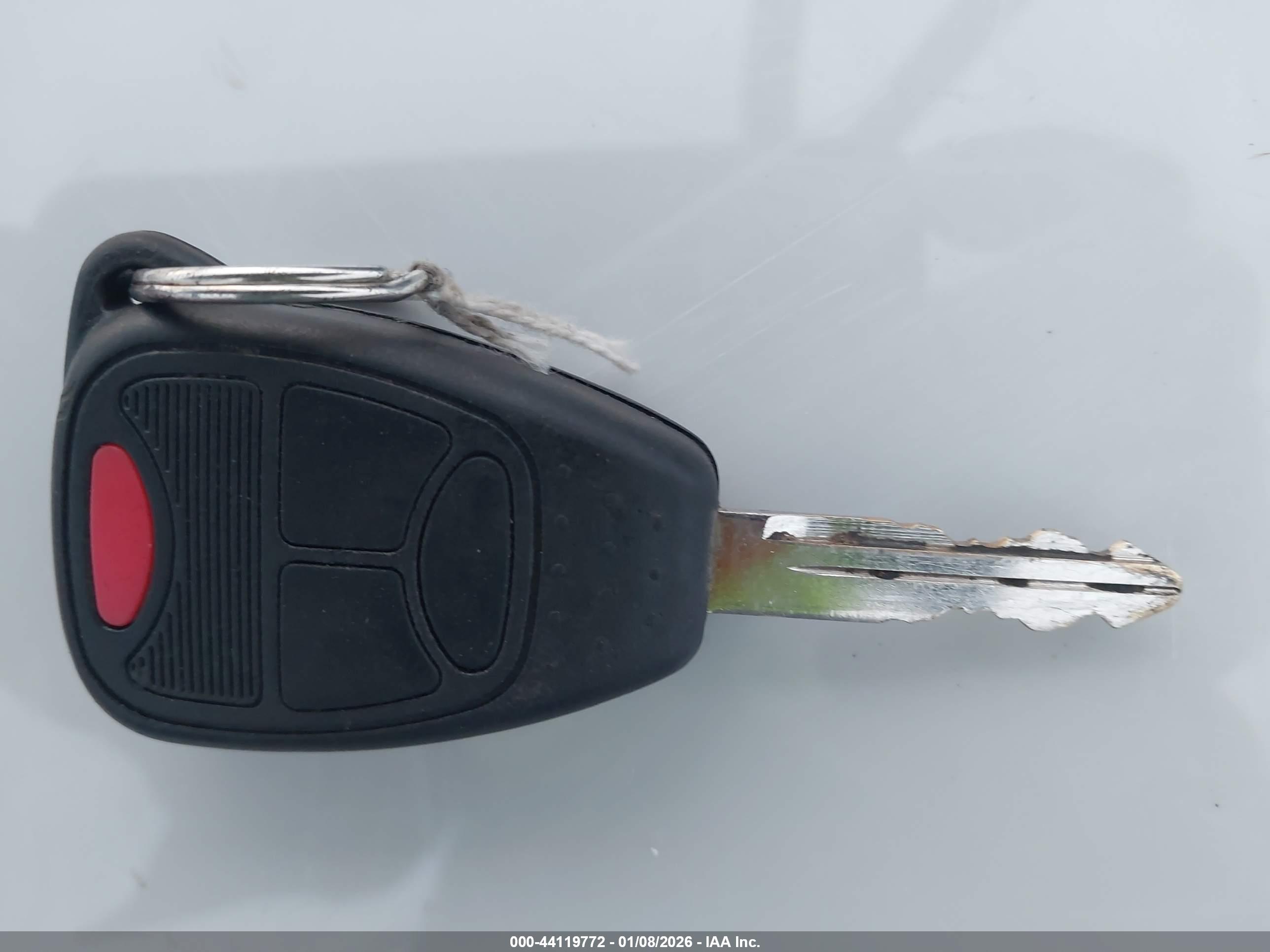 CHRYSLER 300 image 11