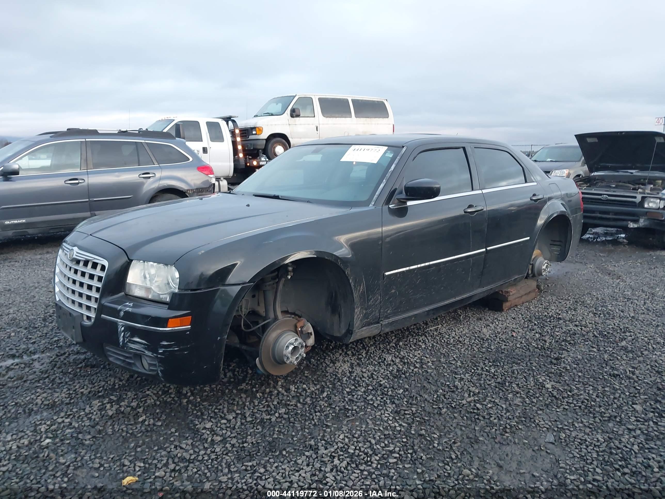 CHRYSLER 300 image 2