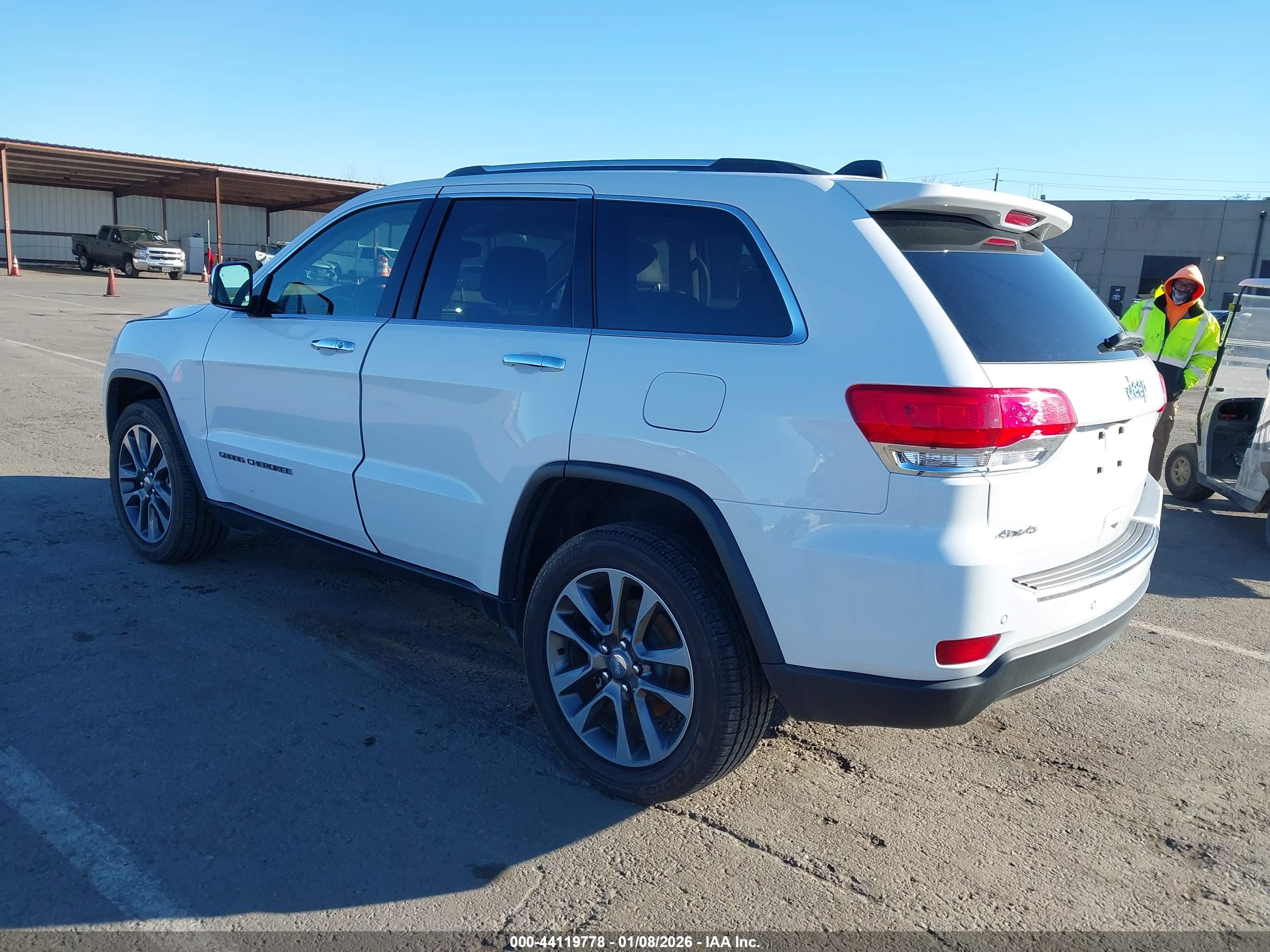 JEEP GRAND image 3