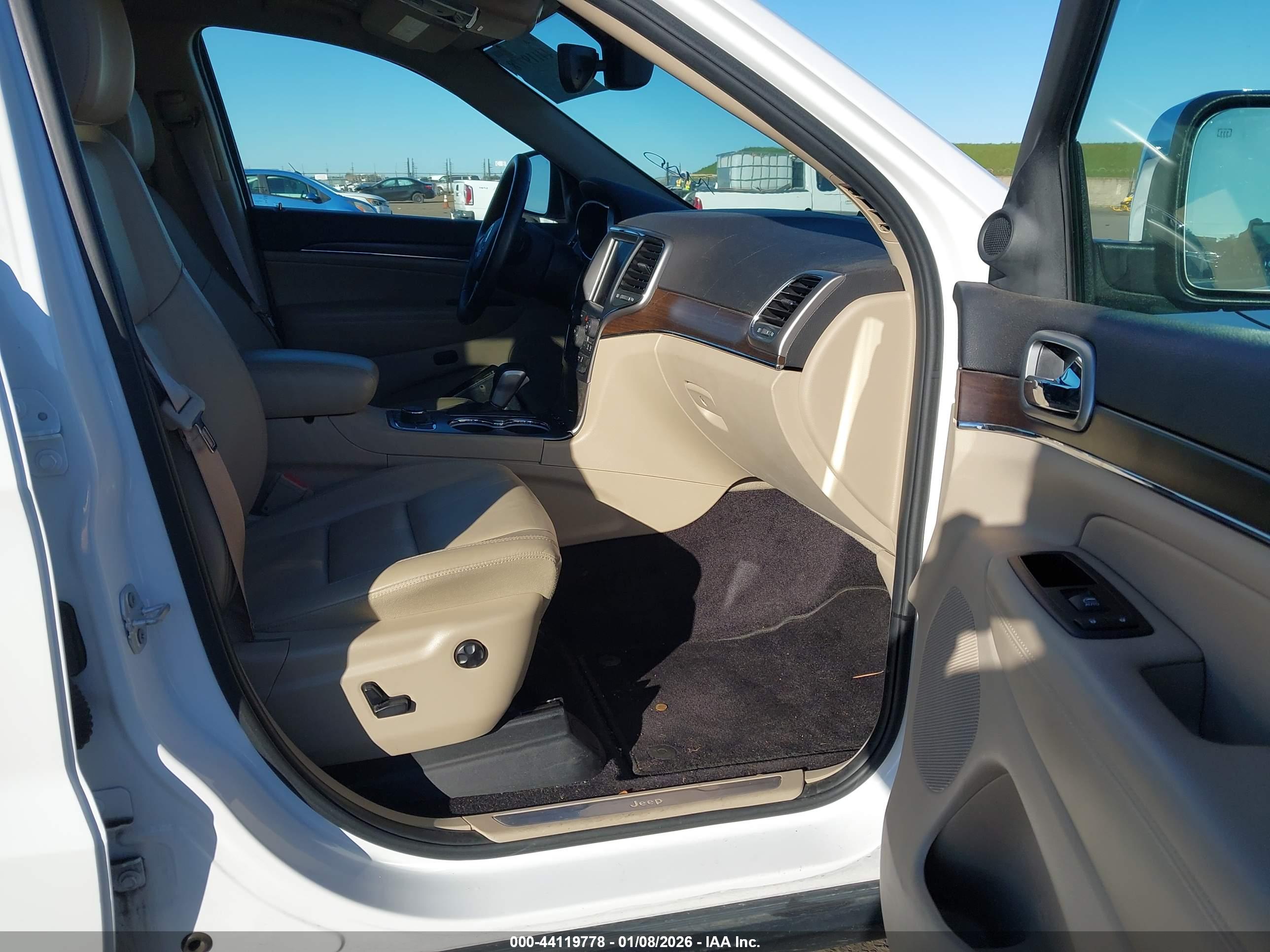 JEEP GRAND image 5