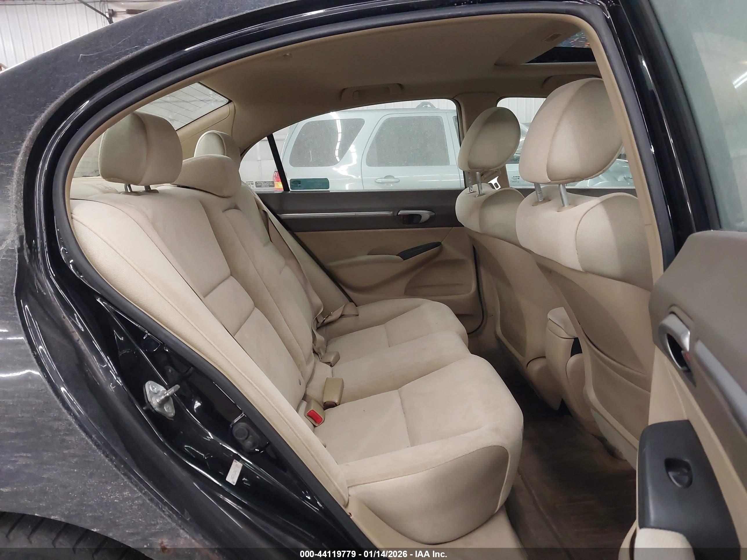 HONDA CIVIC image 8
