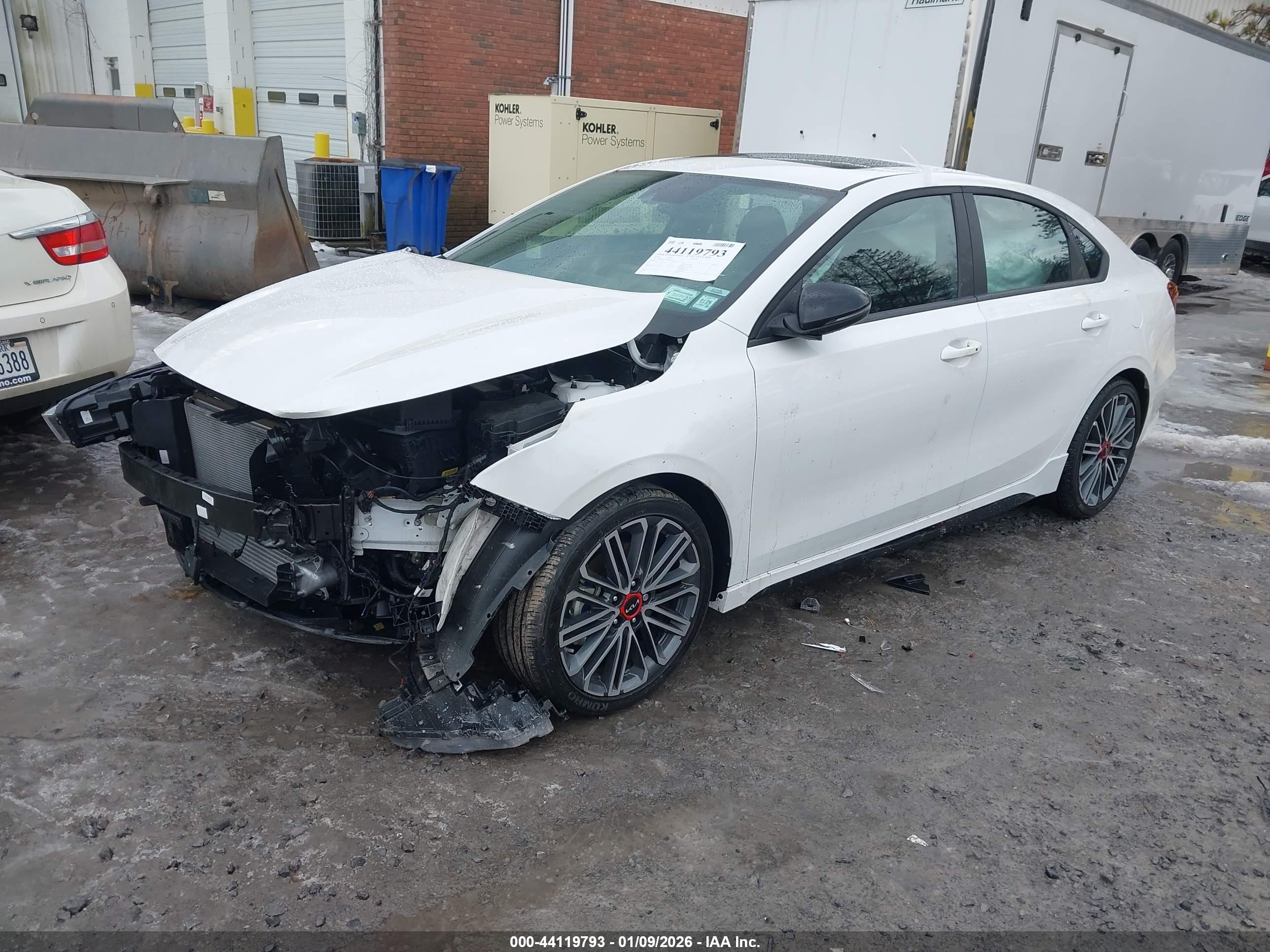 KIA FORTE image 2