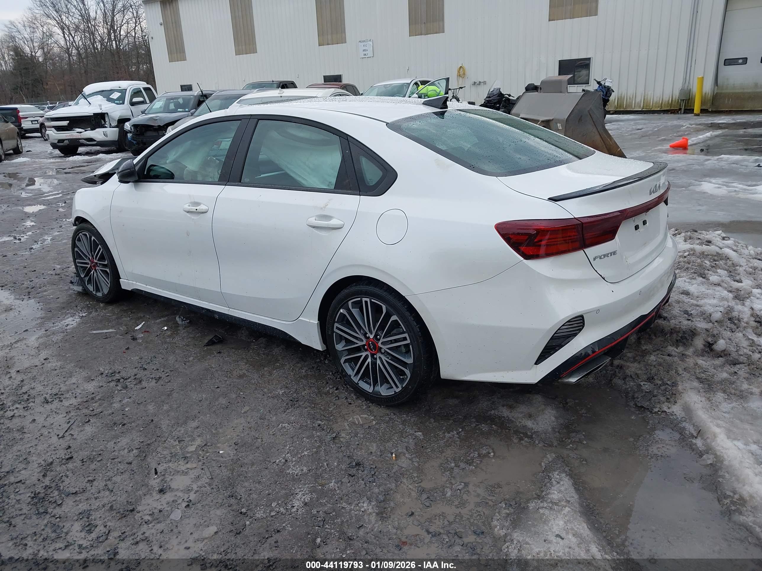KIA FORTE image 3