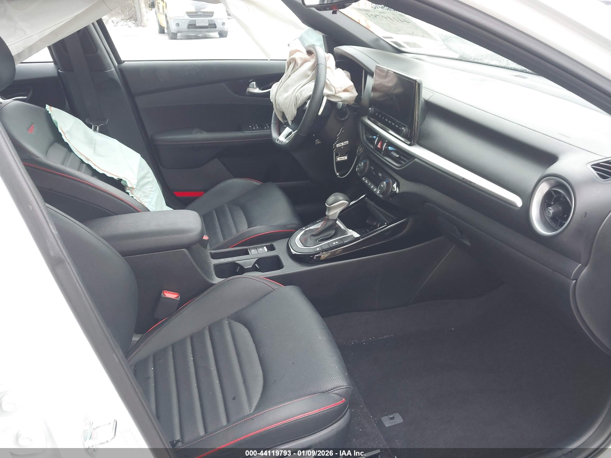 KIA FORTE image 5