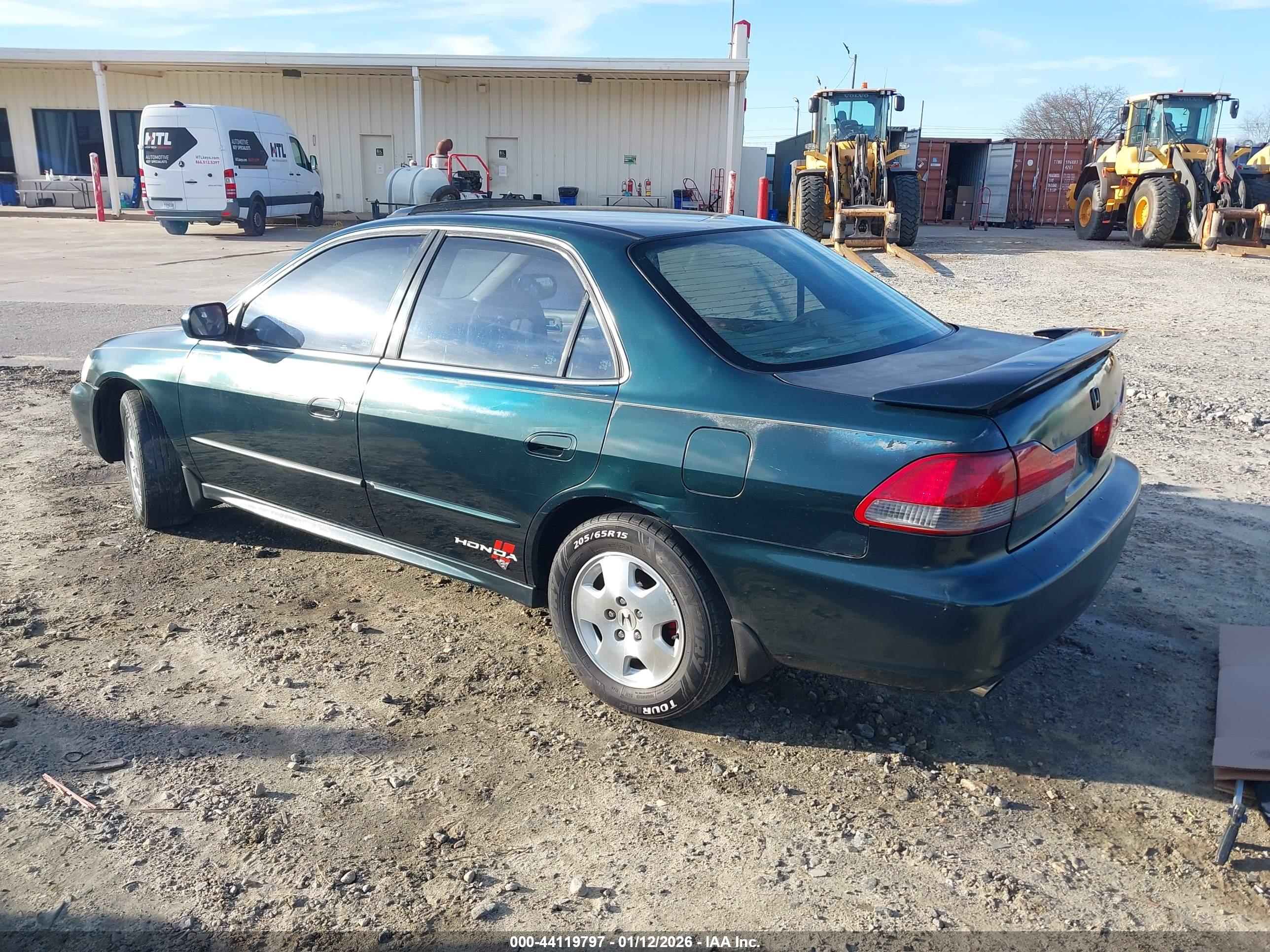 HONDA ACCORD image 3