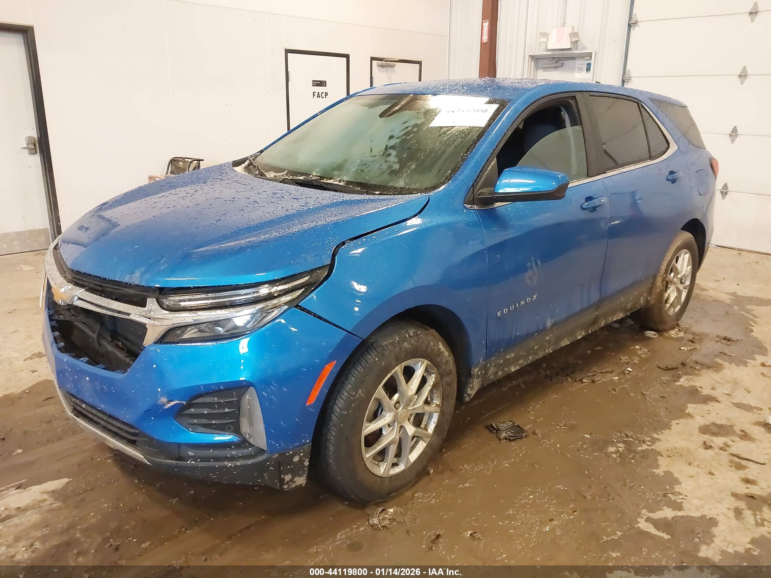 CHEVROLET EQUINOX image 2