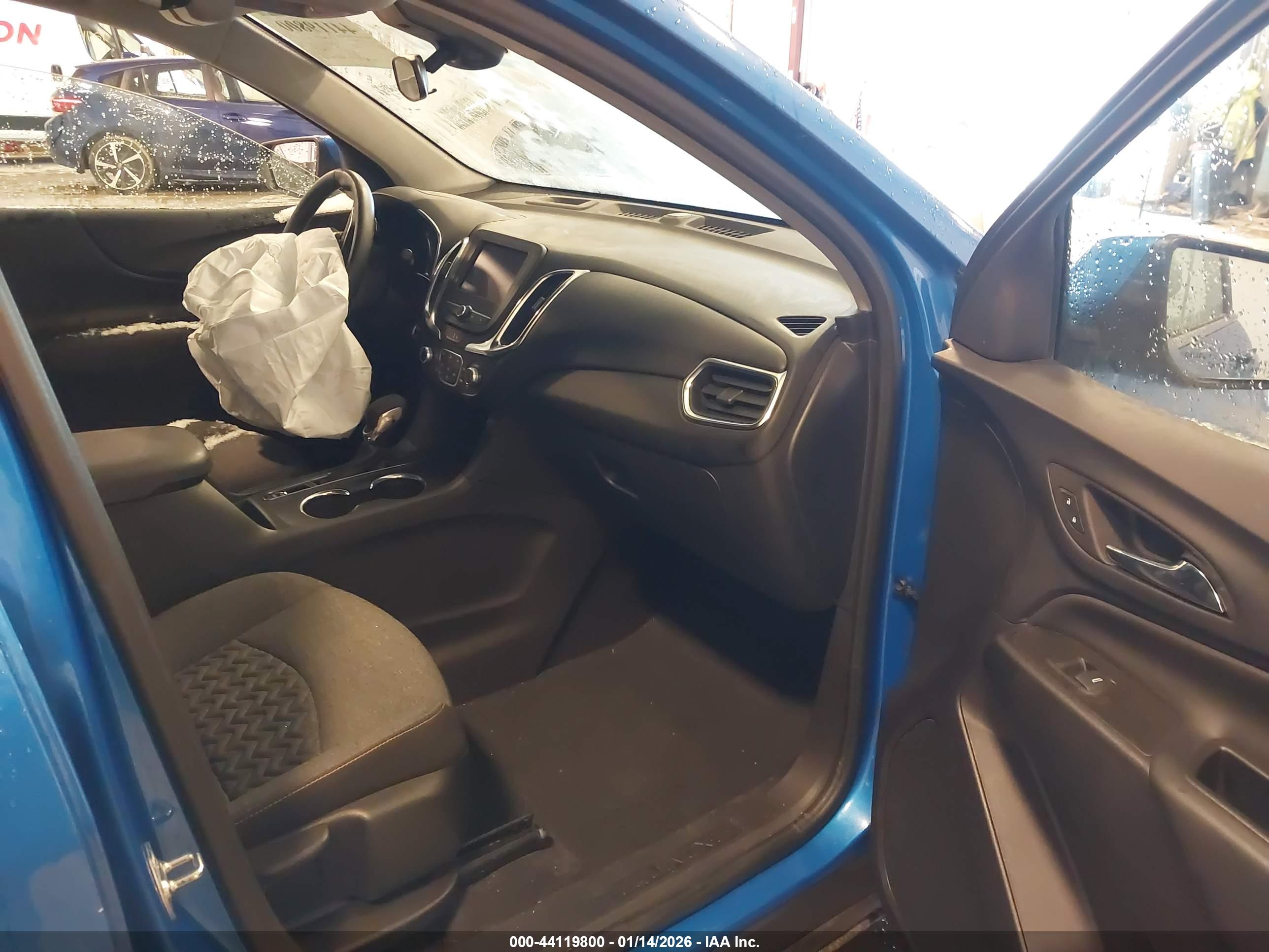CHEVROLET EQUINOX image 5