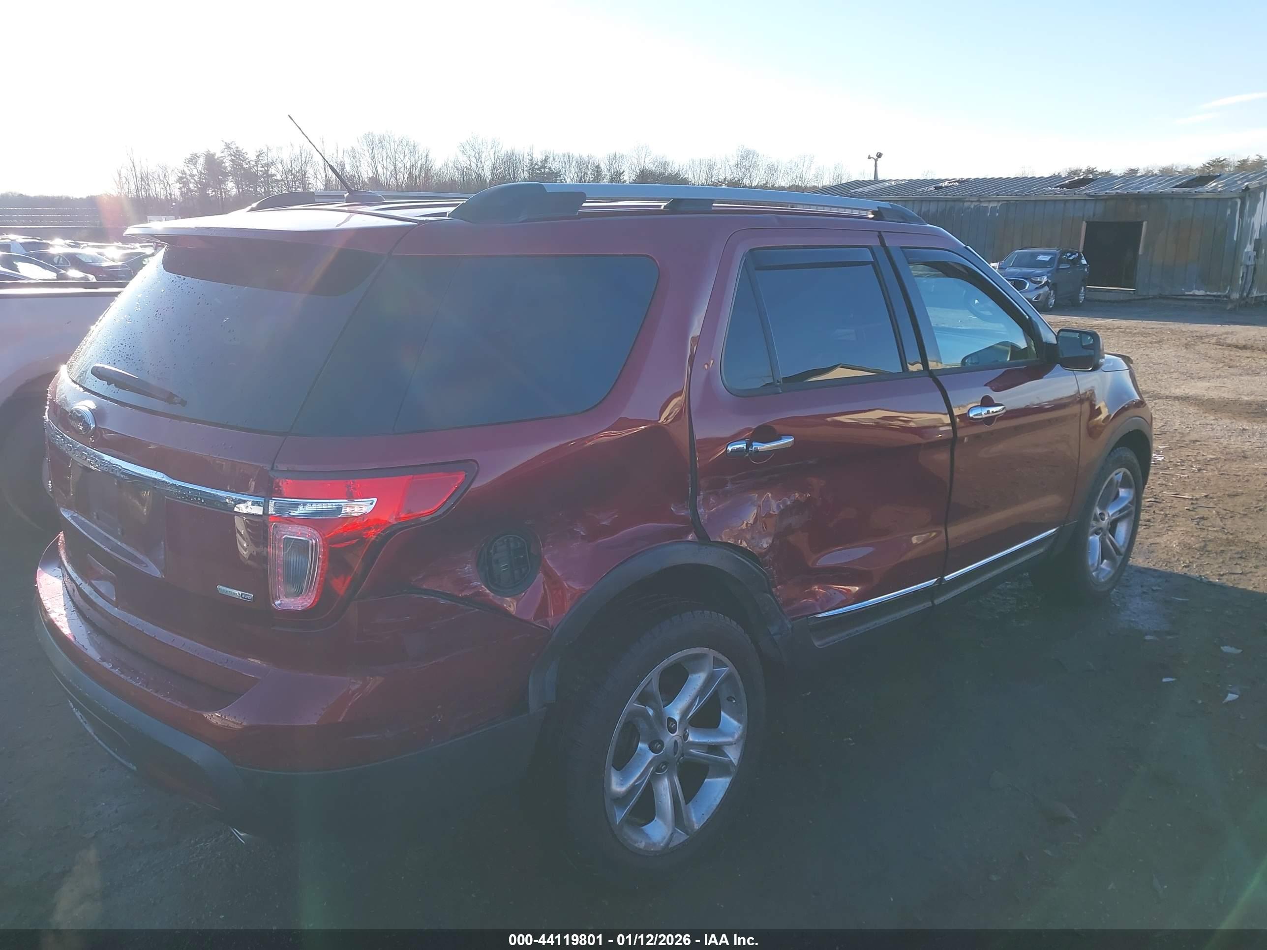 FORD EXPLORER image 4