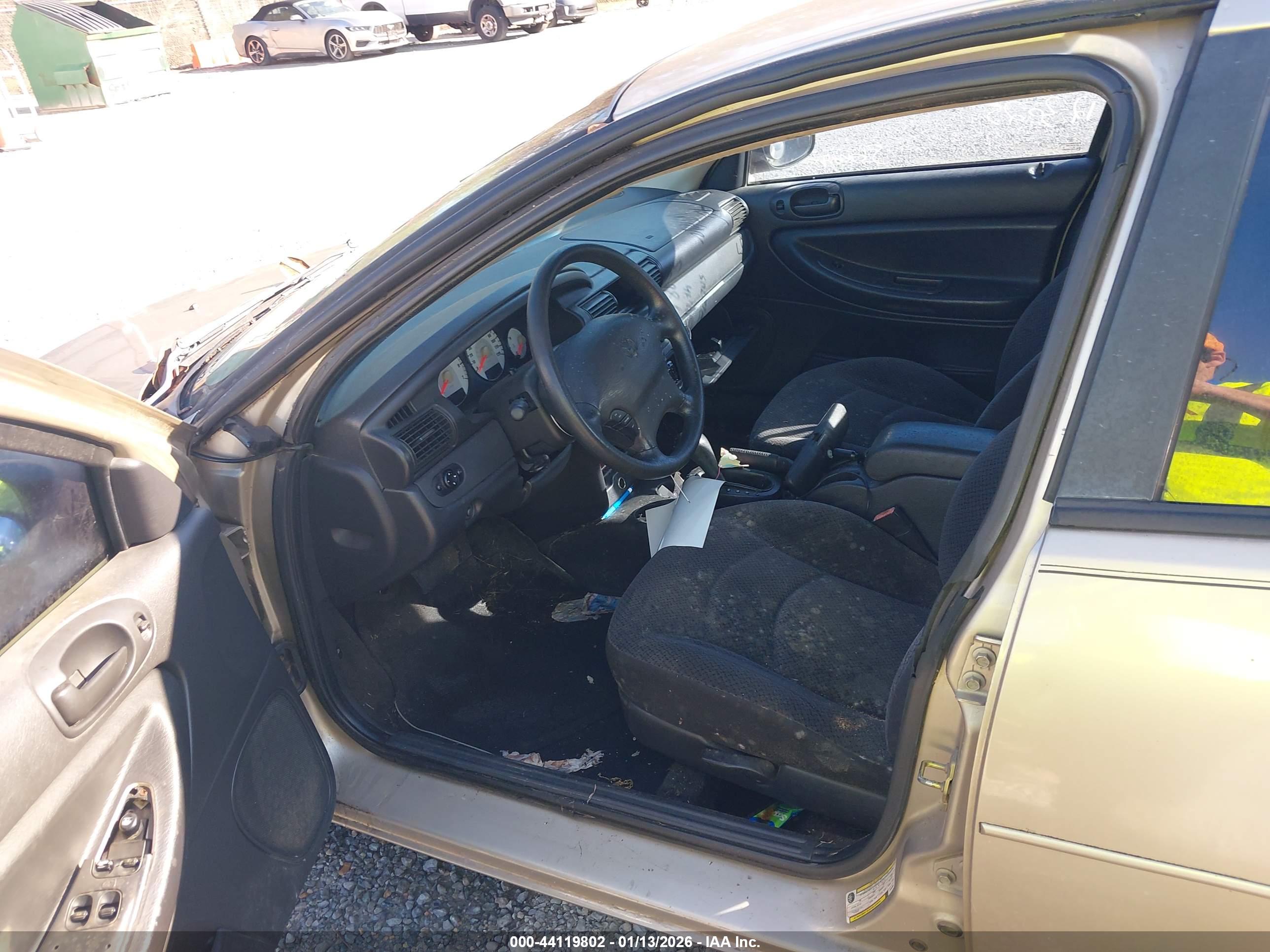 DODGE STRATUS image 5