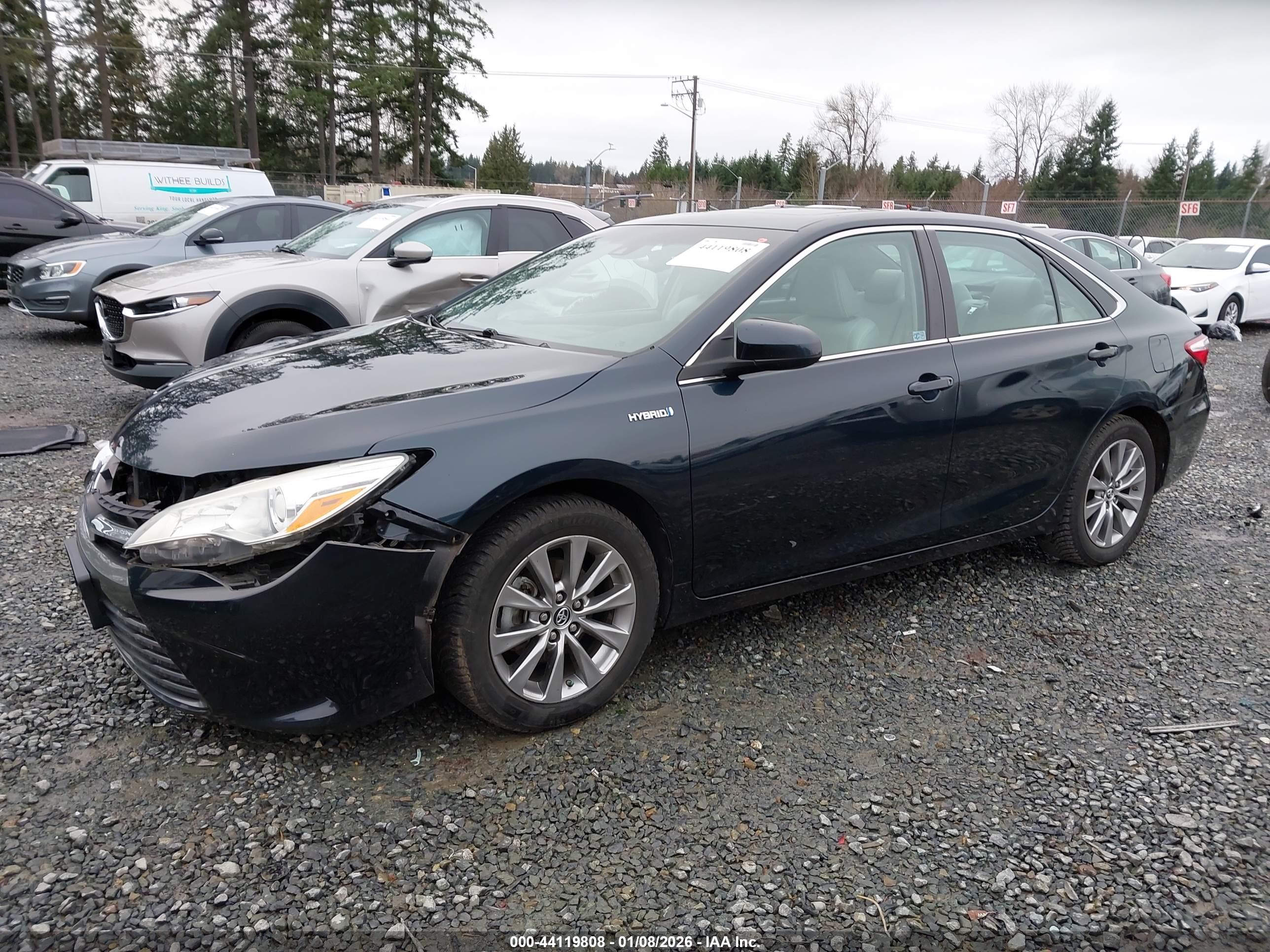 TOYOTA CAMRY image 2