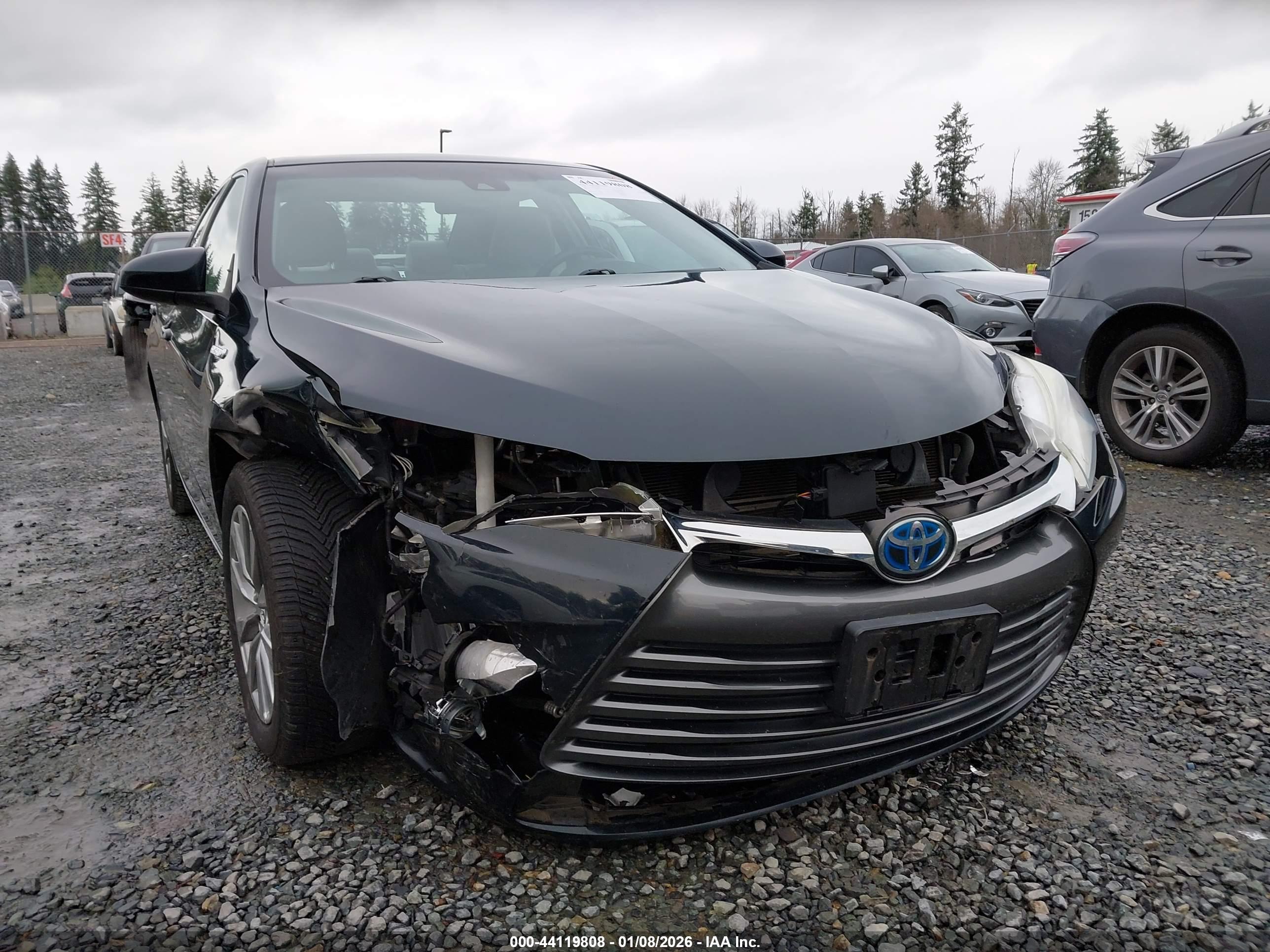 TOYOTA CAMRY image 6
