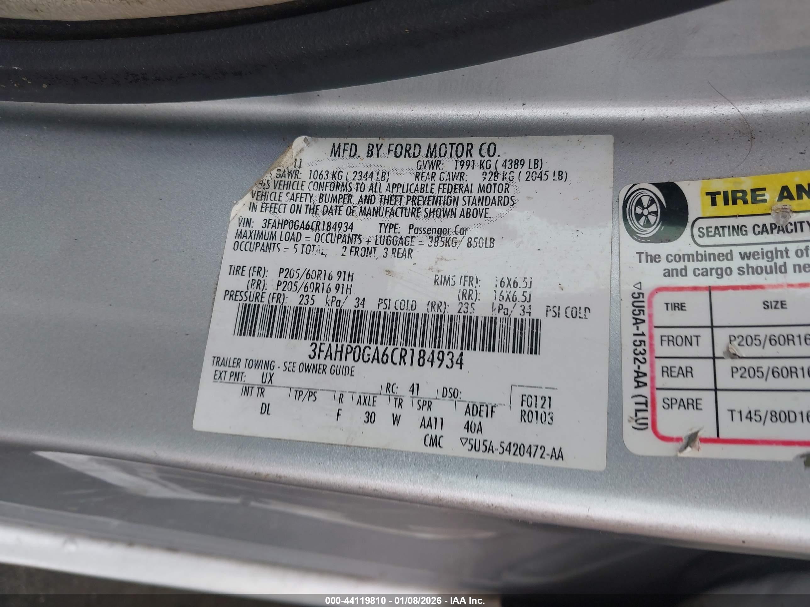 FORD FUSION image 9