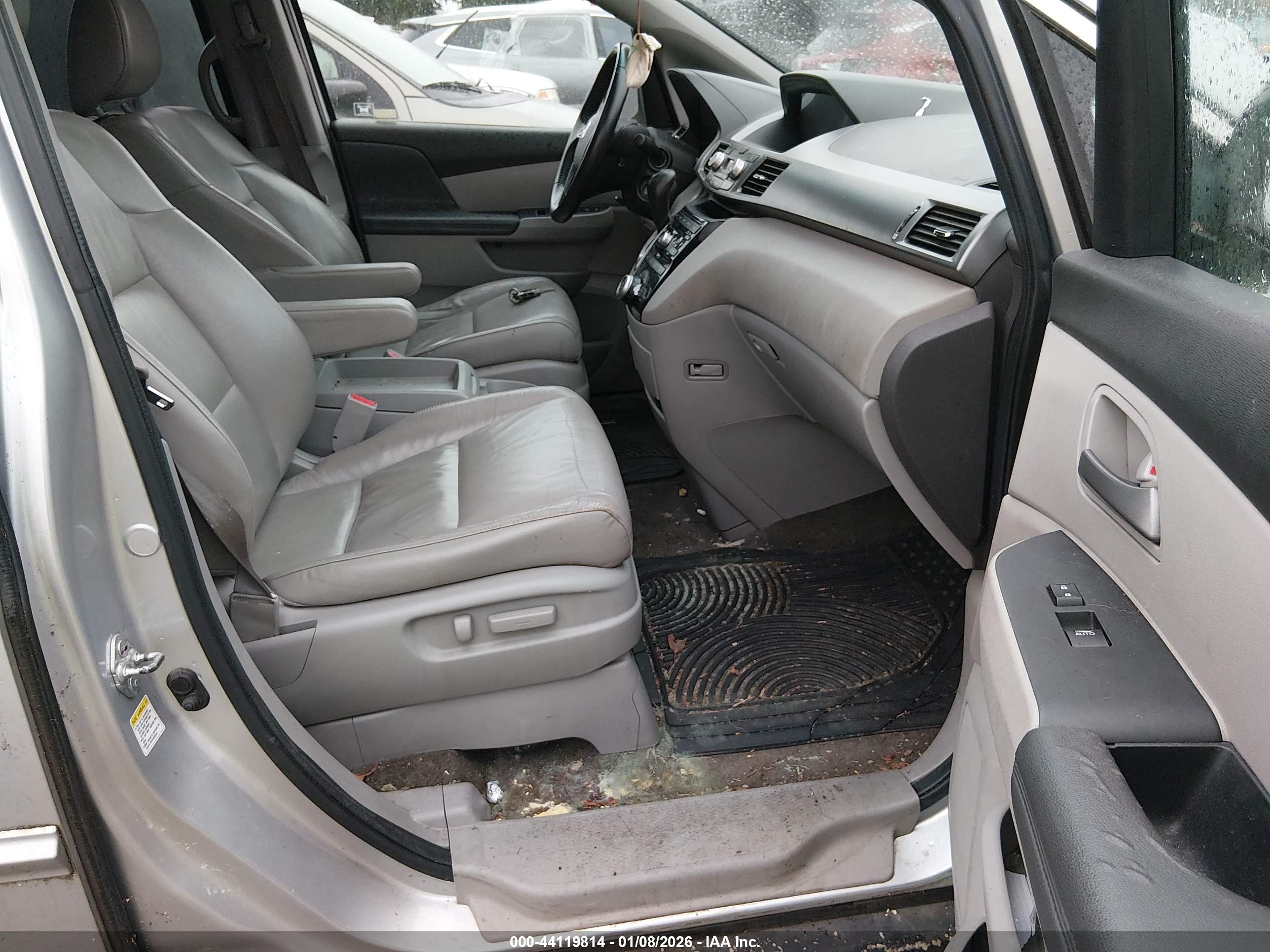 HONDA ODYSSEY image 5