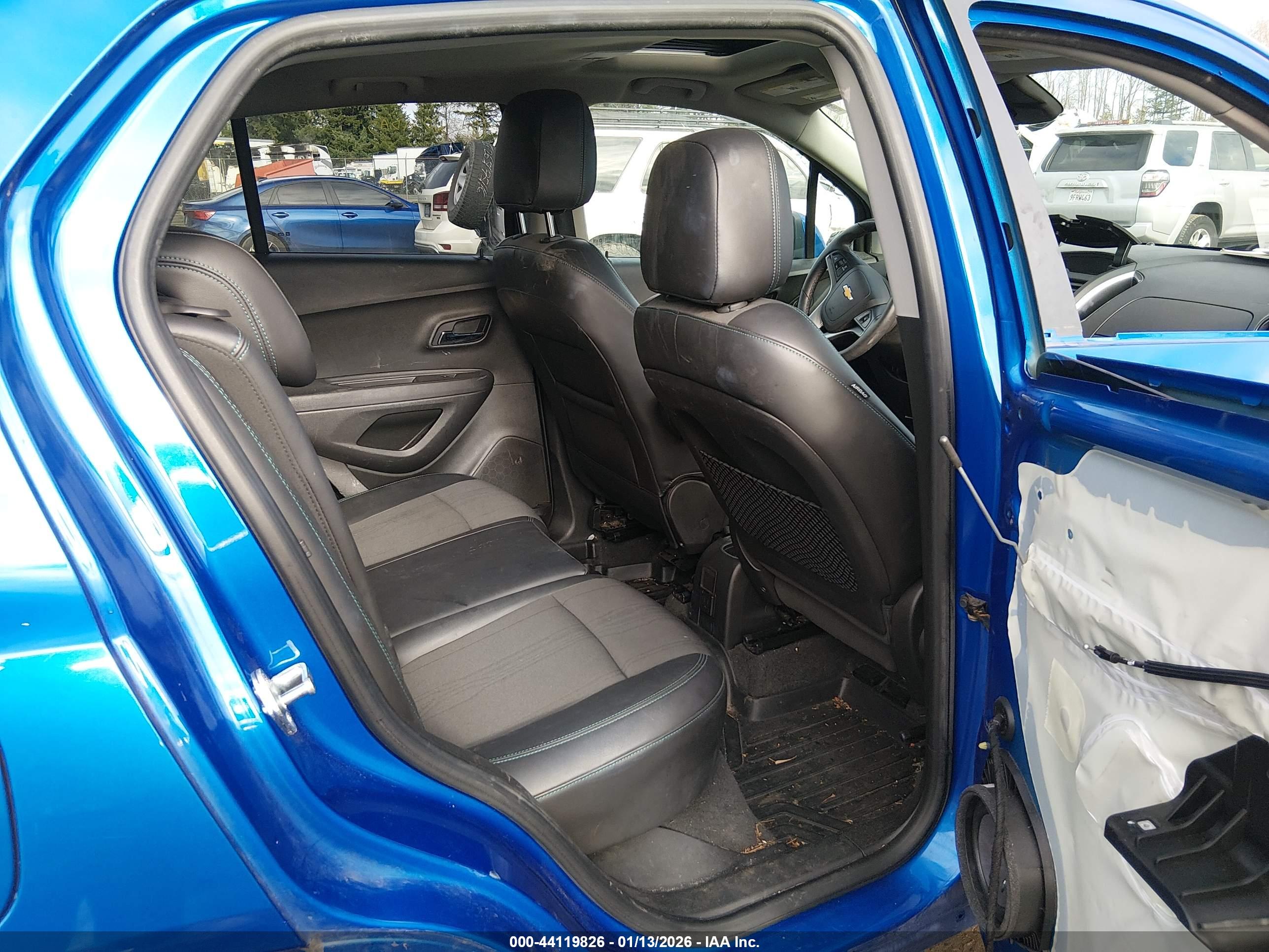 CHEVROLET TRAX image 8