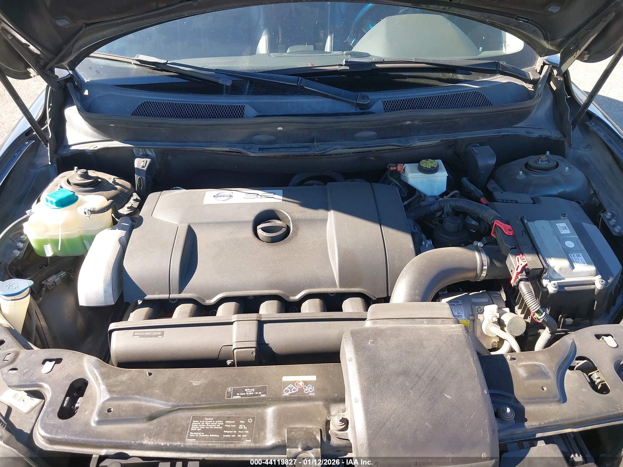 VOLVO XC90 image 10