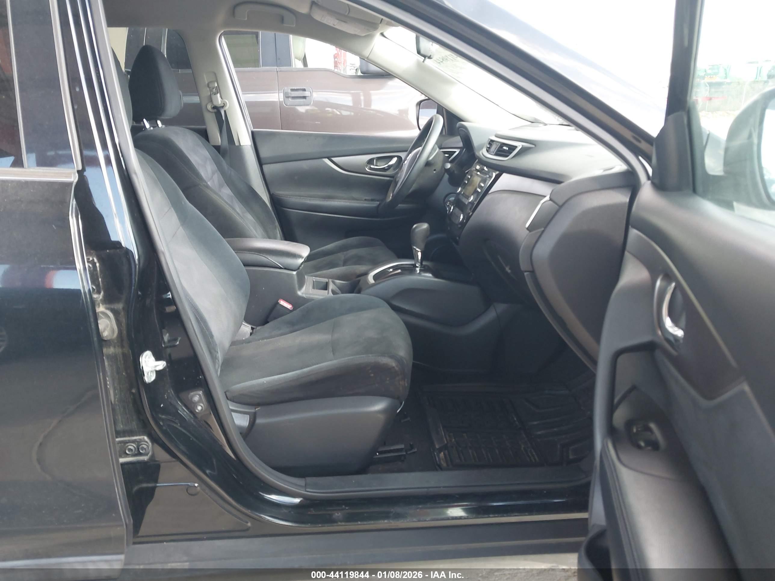 NISSAN ROGUE image 5