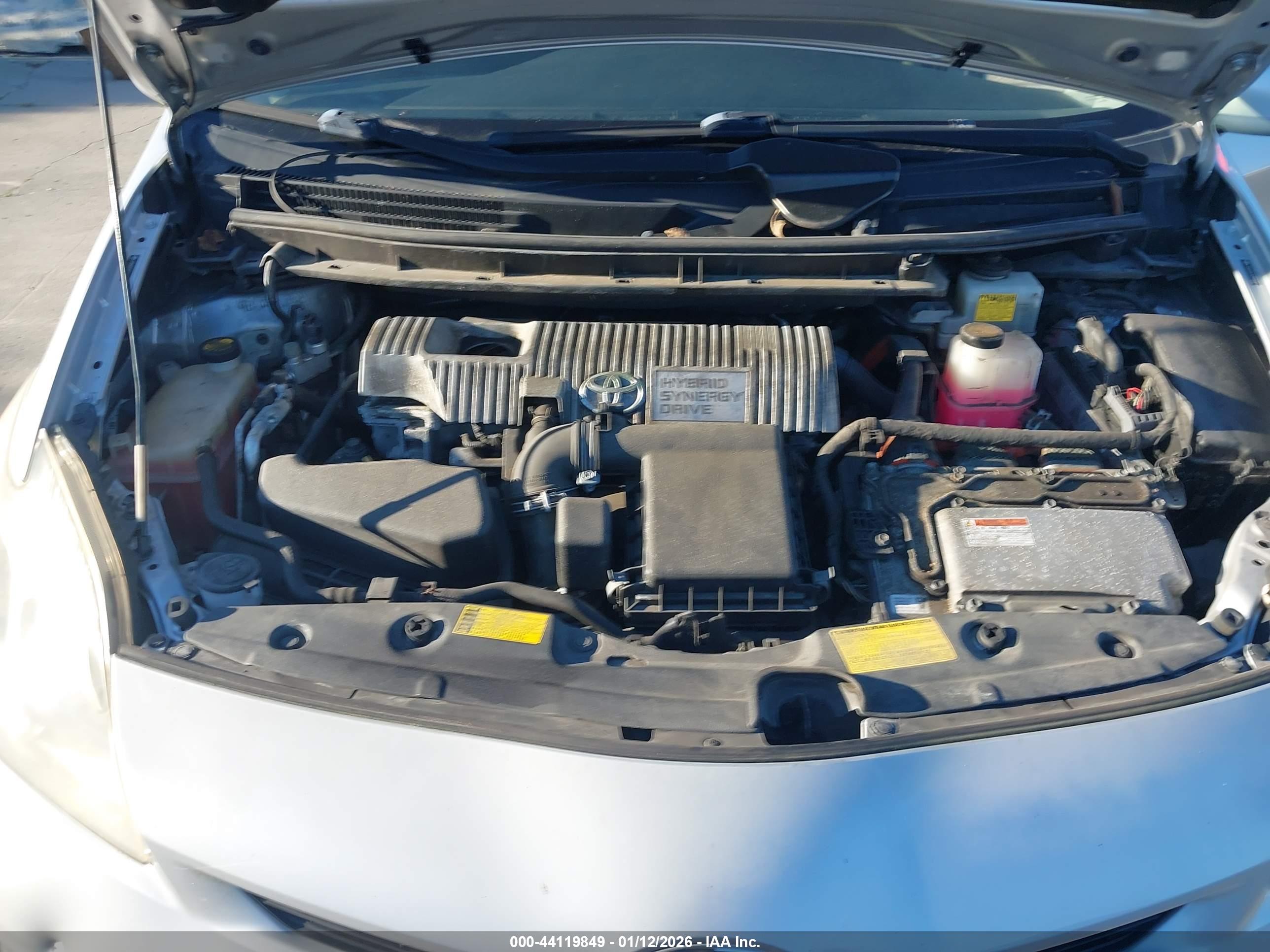 TOYOTA PRIUS image 10