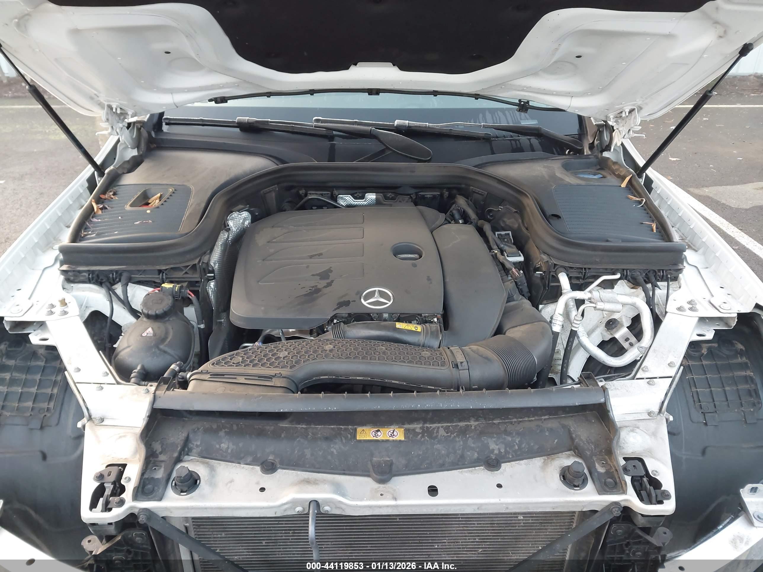 MERCEDES-BENZ GLC image 10