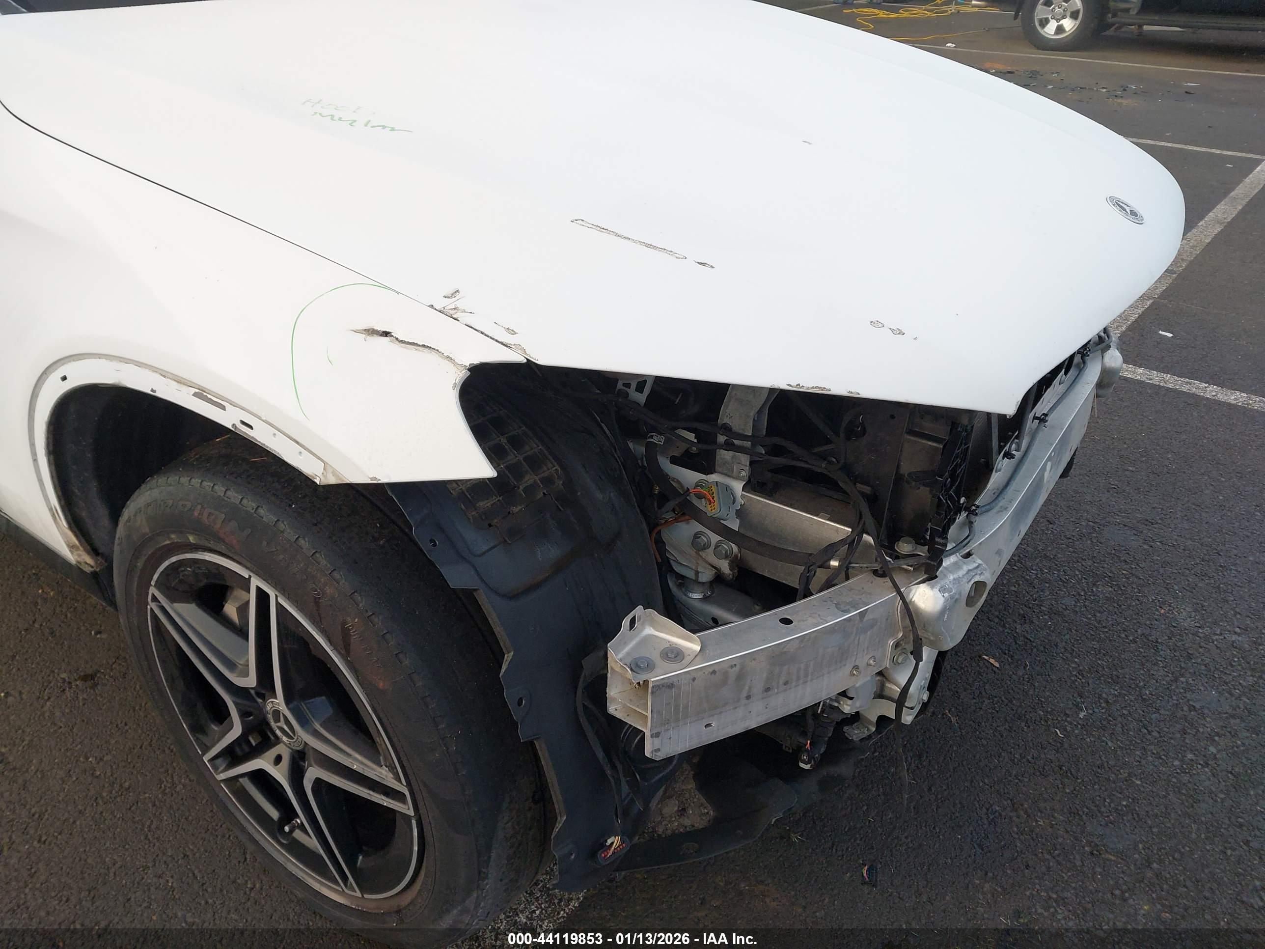MERCEDES-BENZ GLC image 6