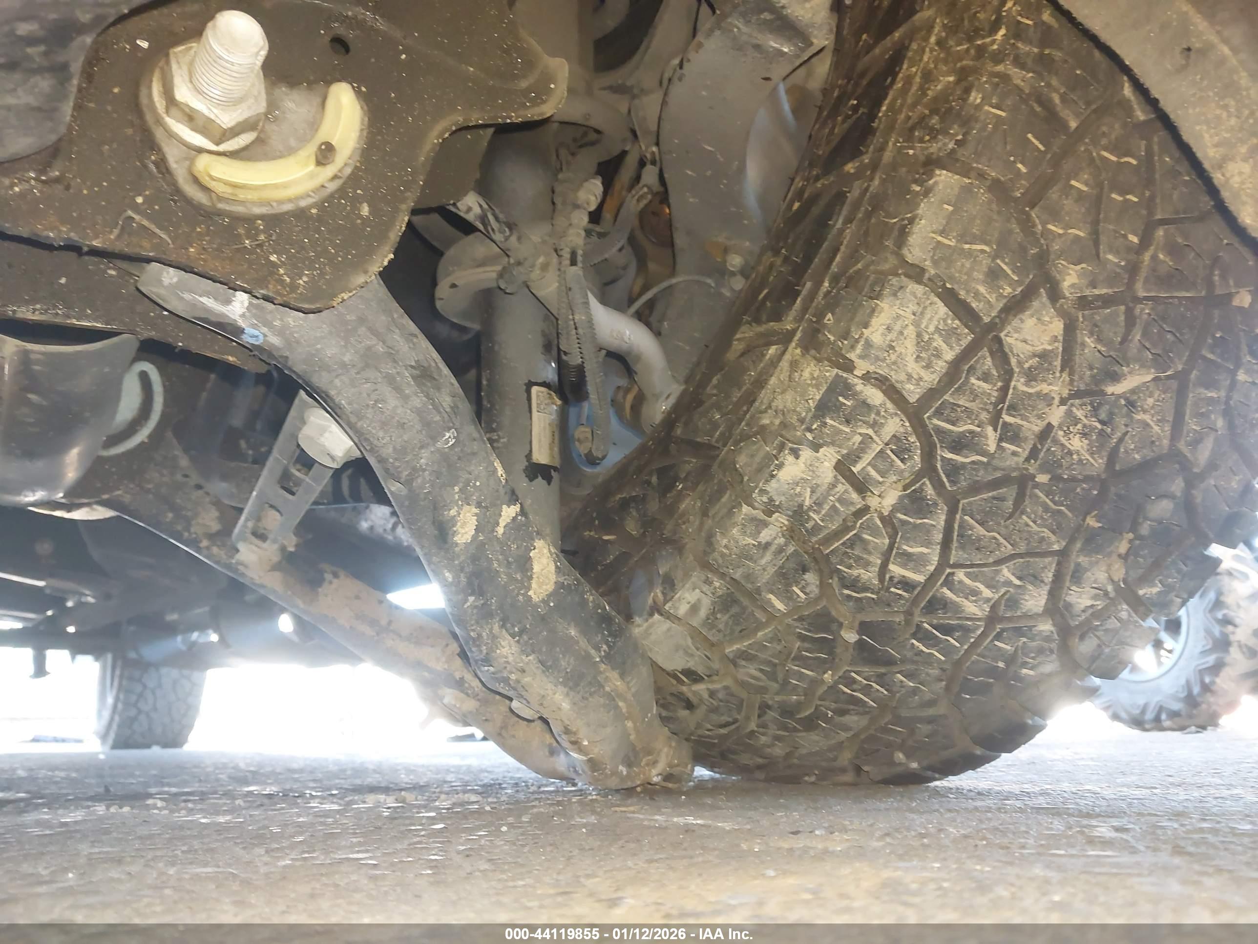 GMC SIERRA image 6