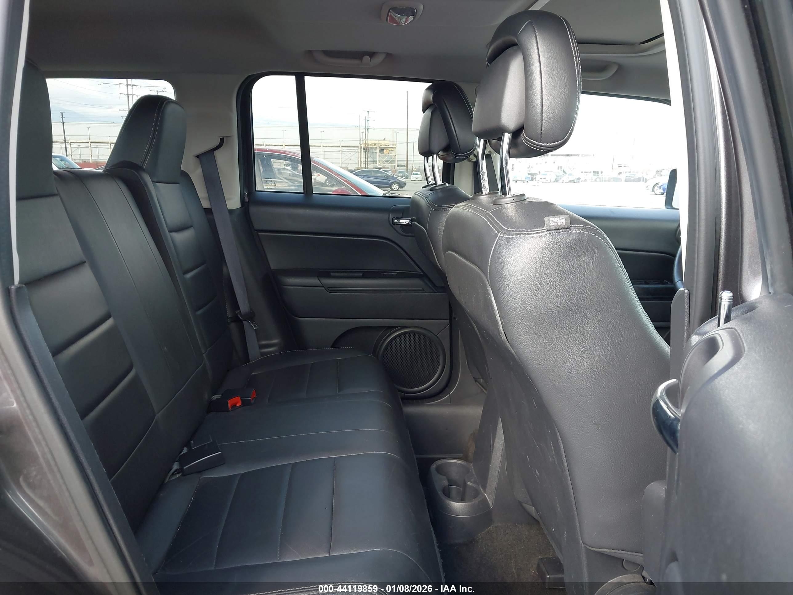 JEEP PATRIOT image 8