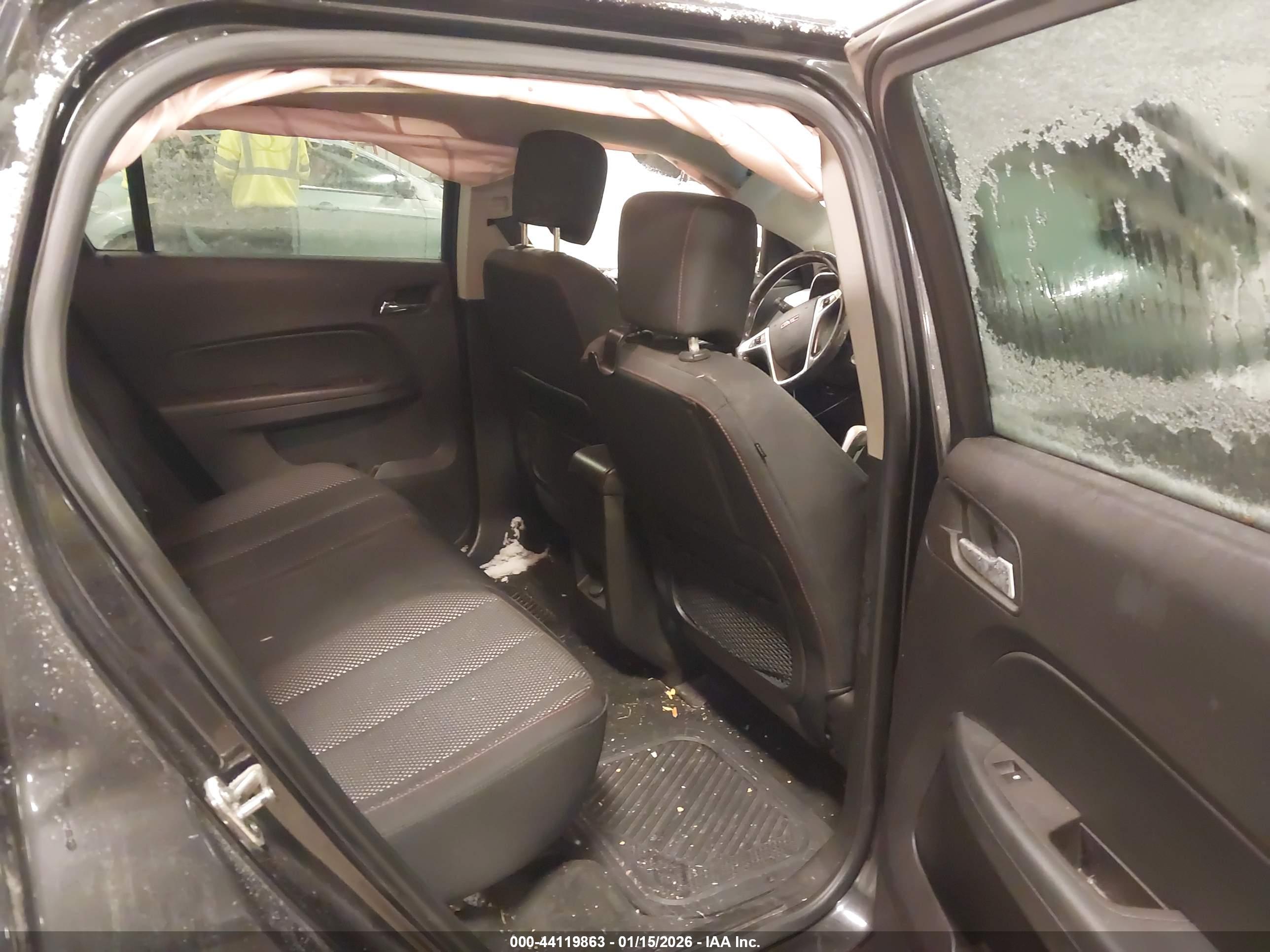 GMC TERRAIN image 8
