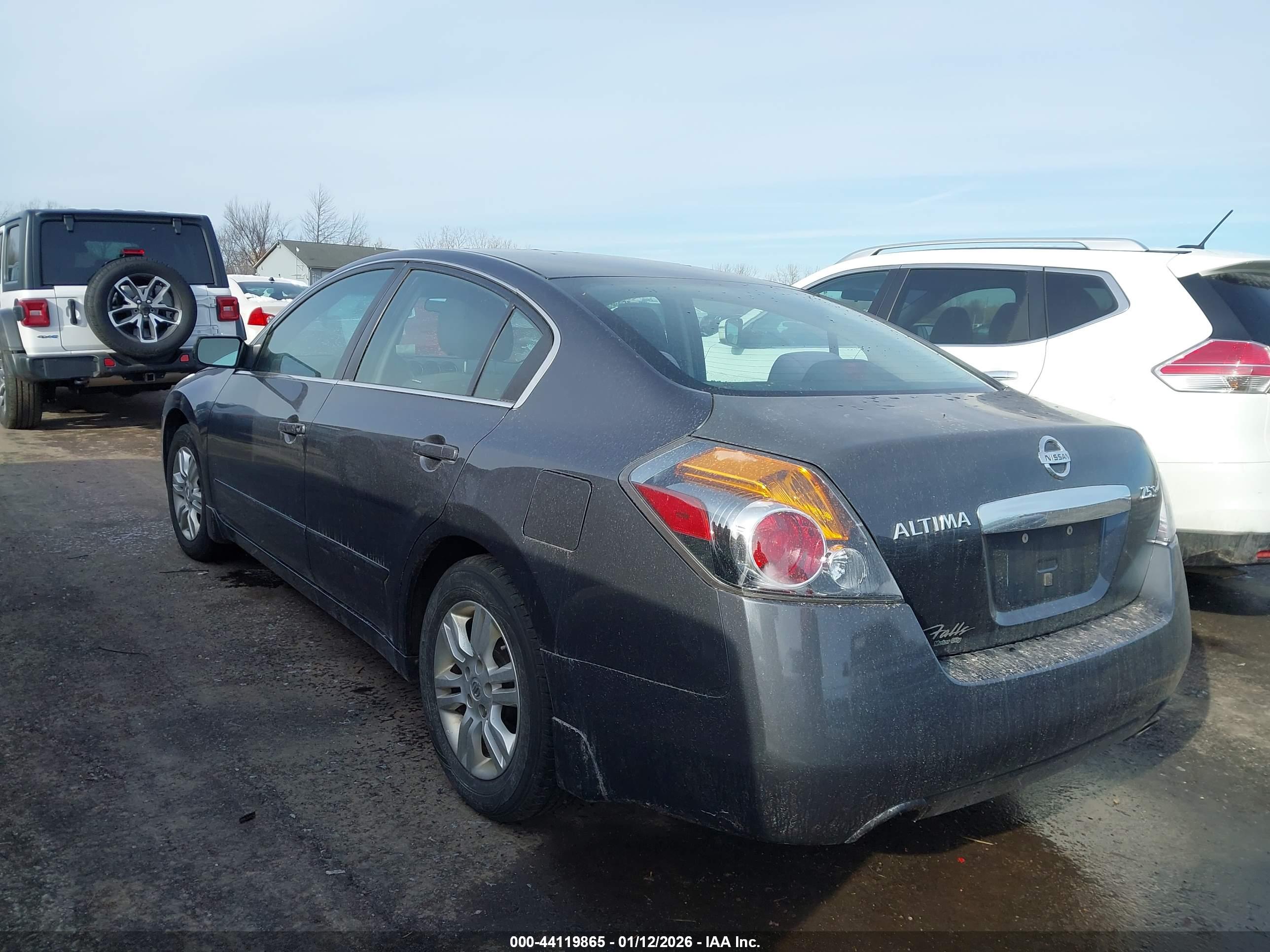 NISSAN ALTIMA image 3