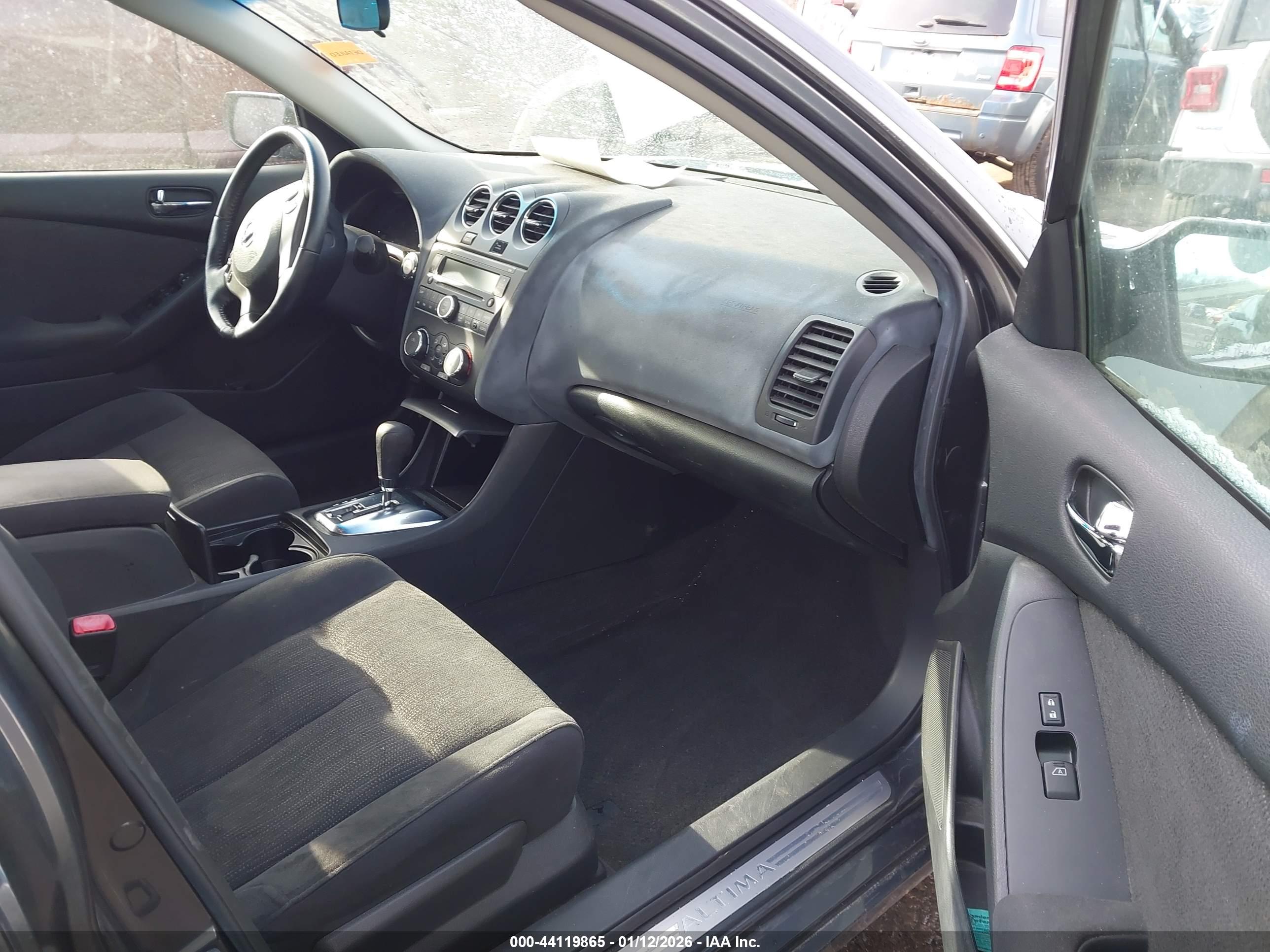 NISSAN ALTIMA image 5