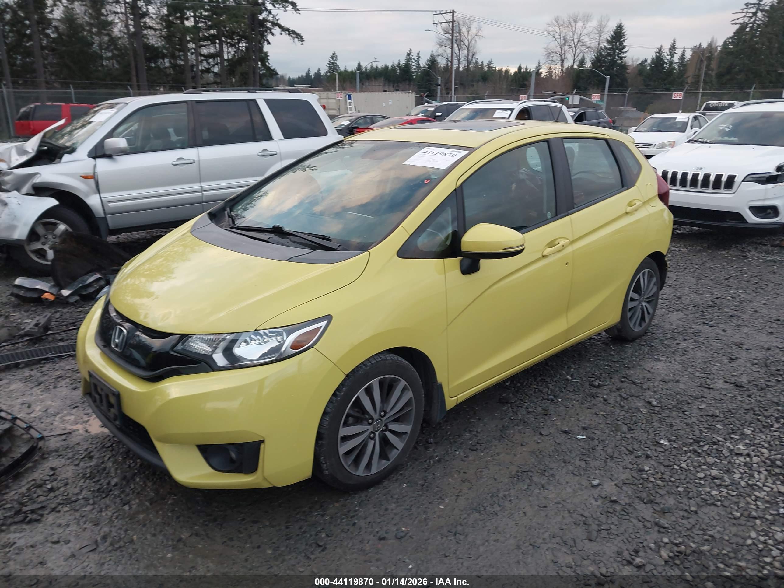 HONDA FIT image 2