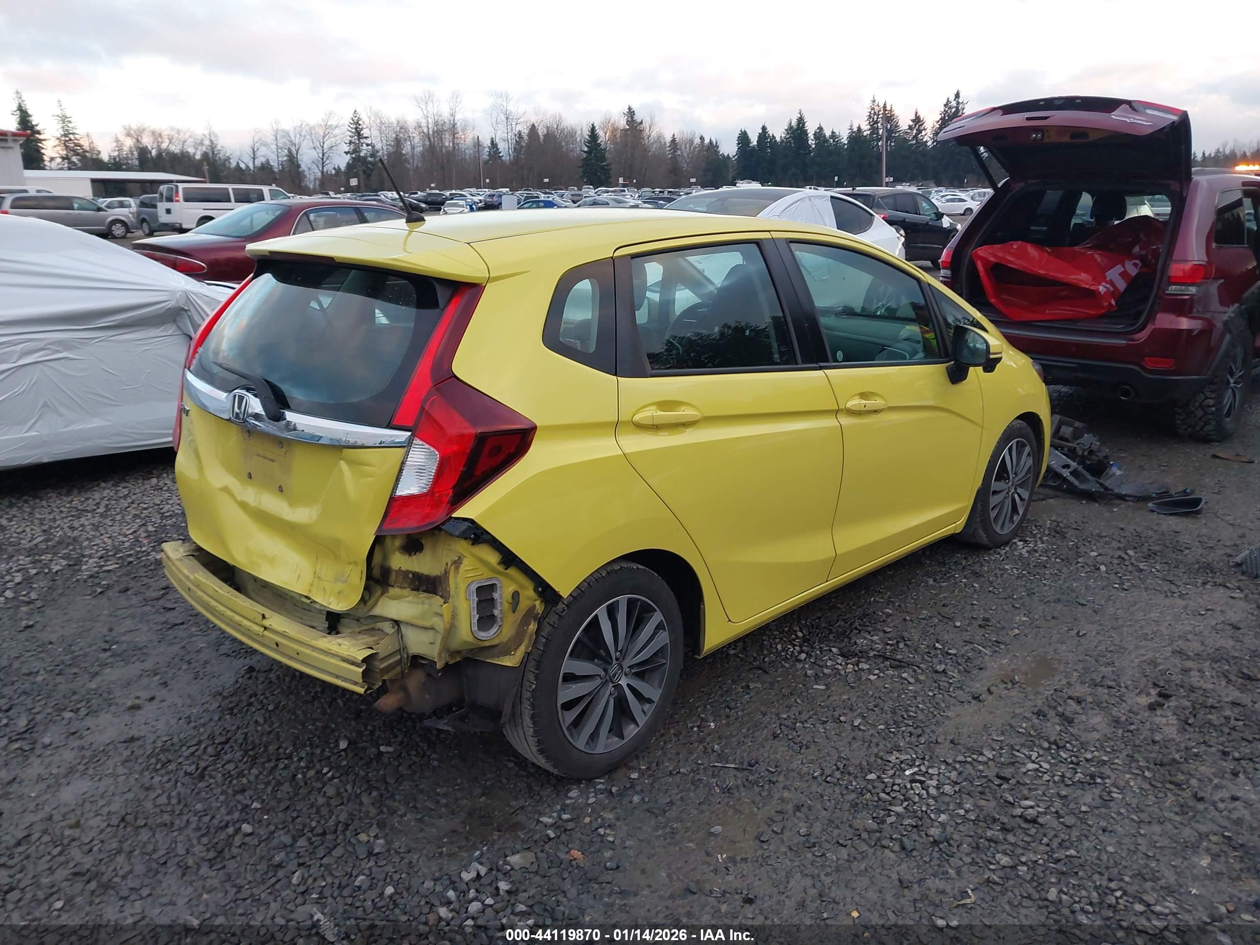 HONDA FIT image 4