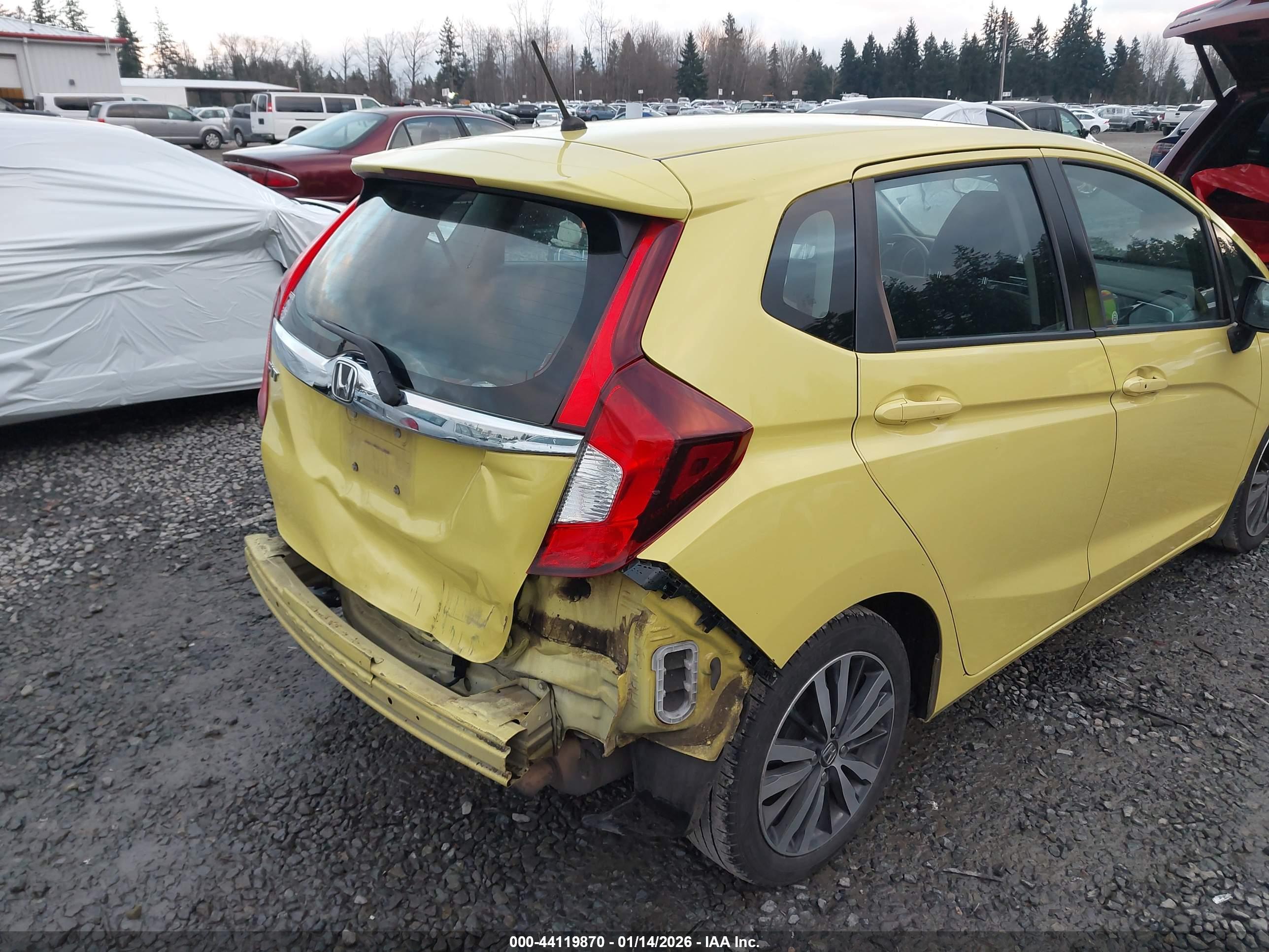 HONDA FIT image 6