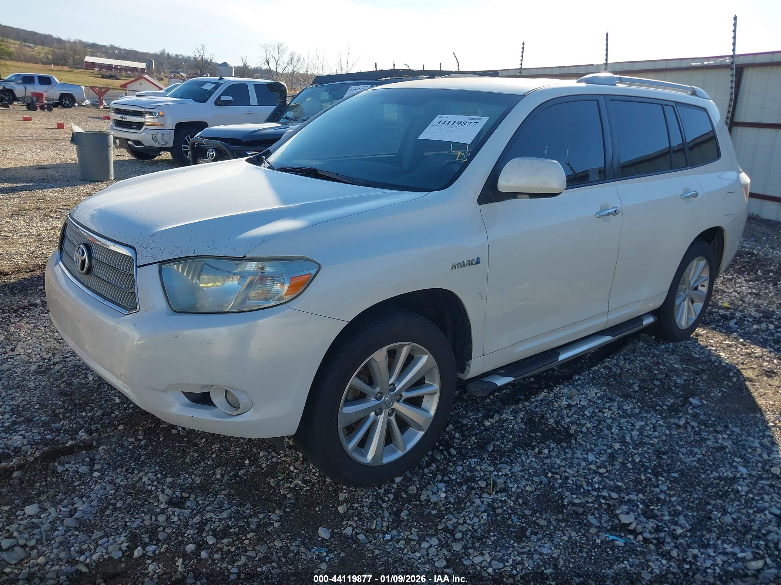 TOYOTA HIGHLANDER image 2
