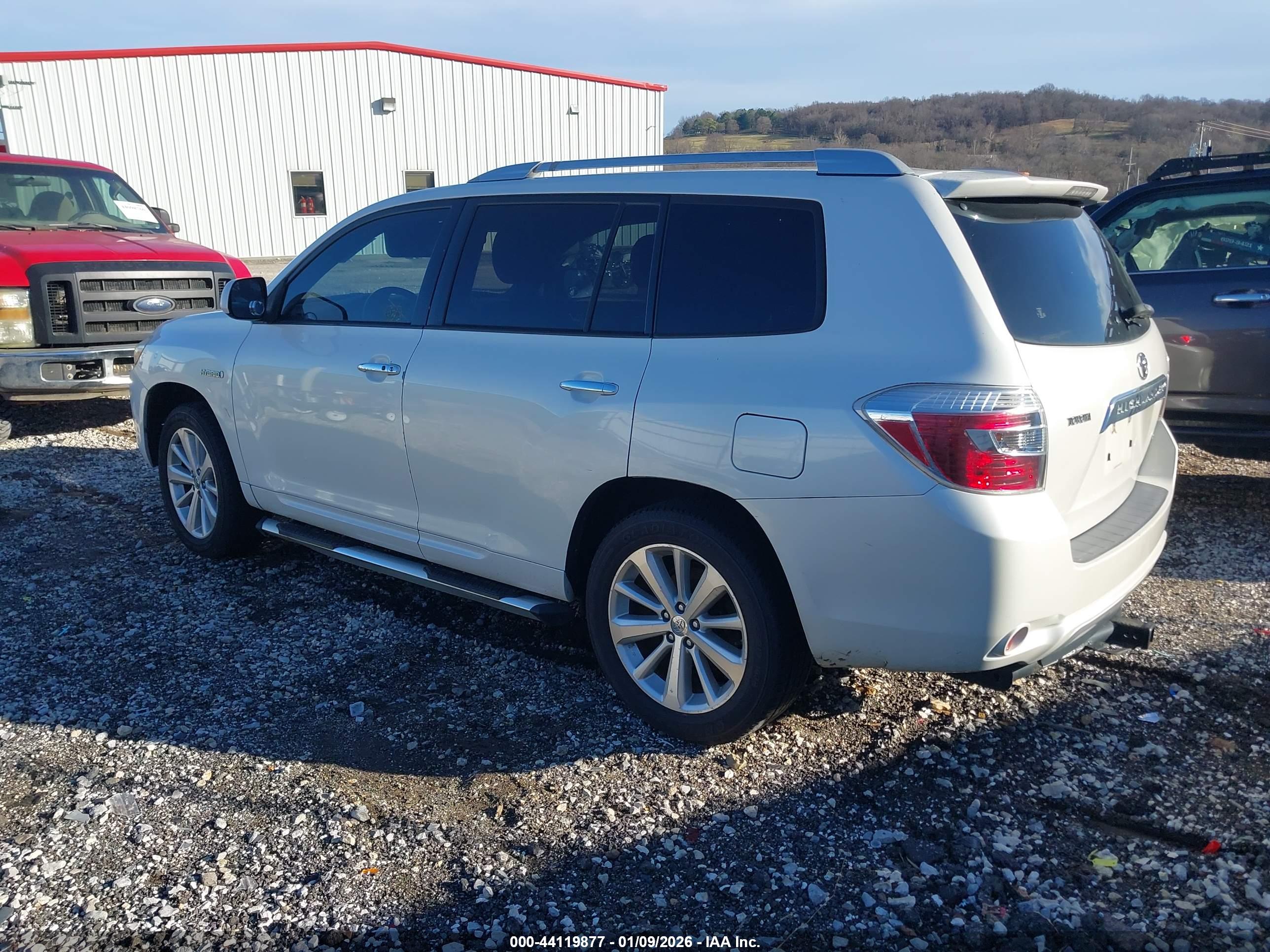 TOYOTA HIGHLANDER image 3