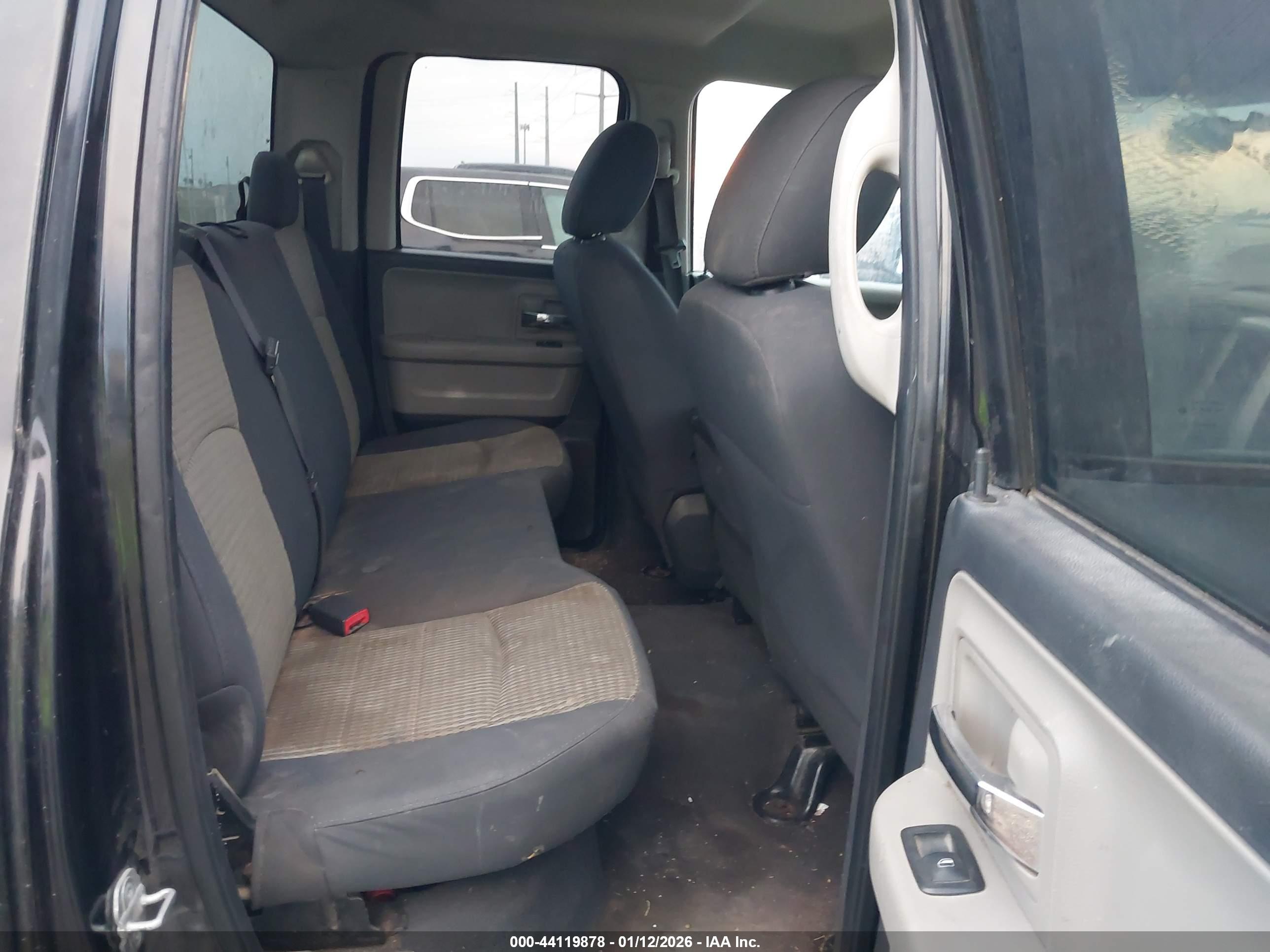 DODGE RAM image 8
