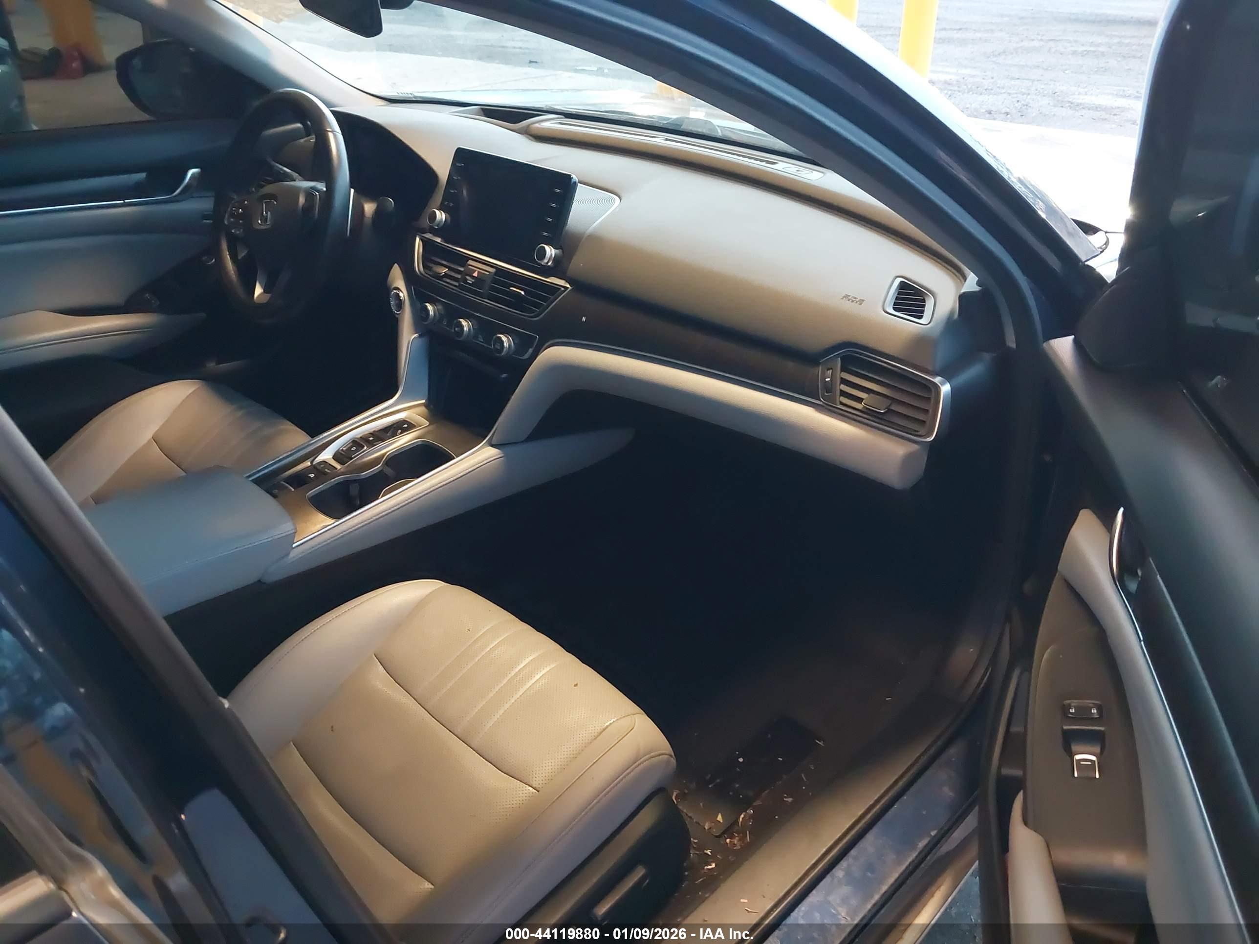 HONDA ACCORD image 5