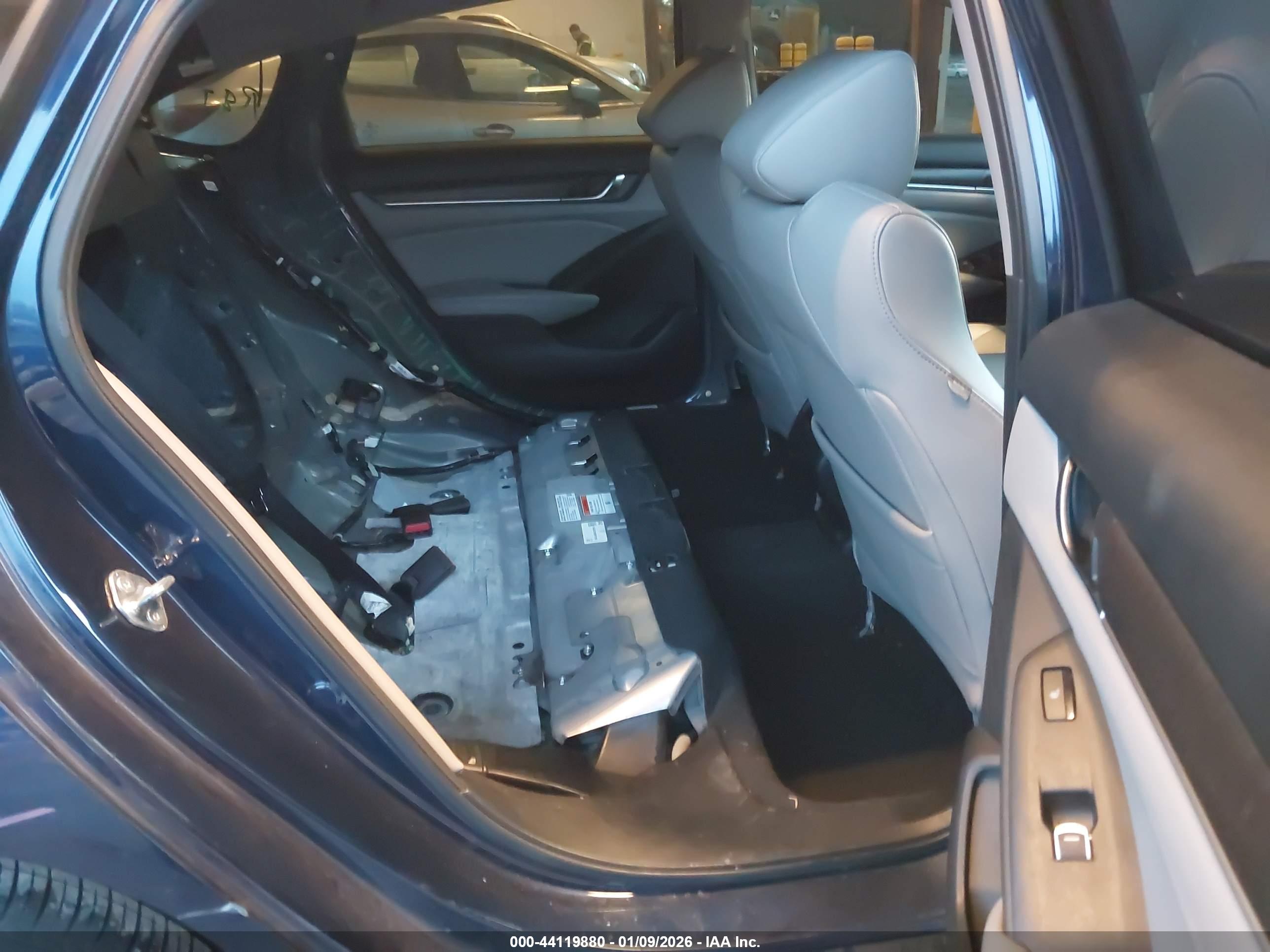 HONDA ACCORD image 8