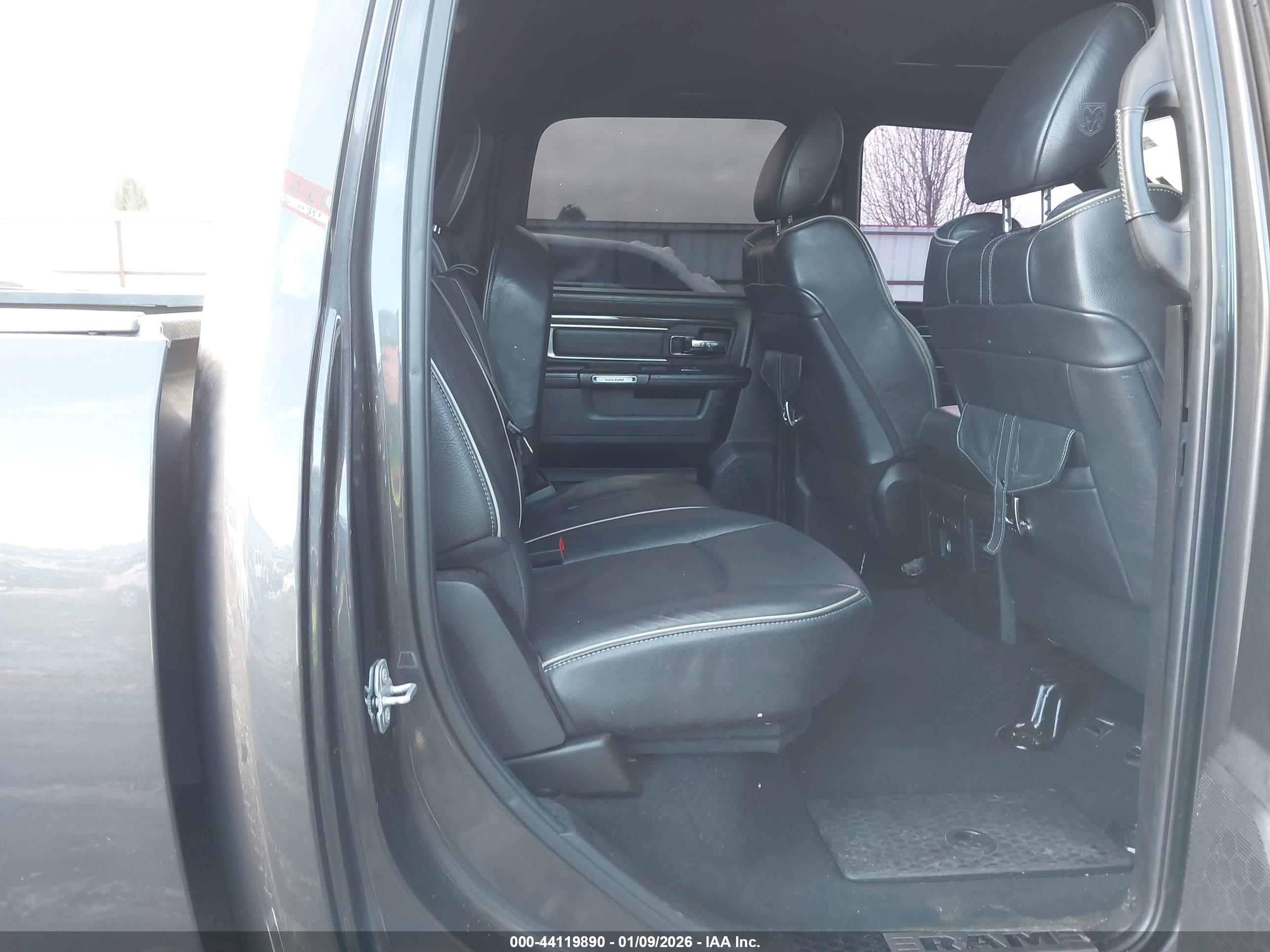 RAM 2500 image 8