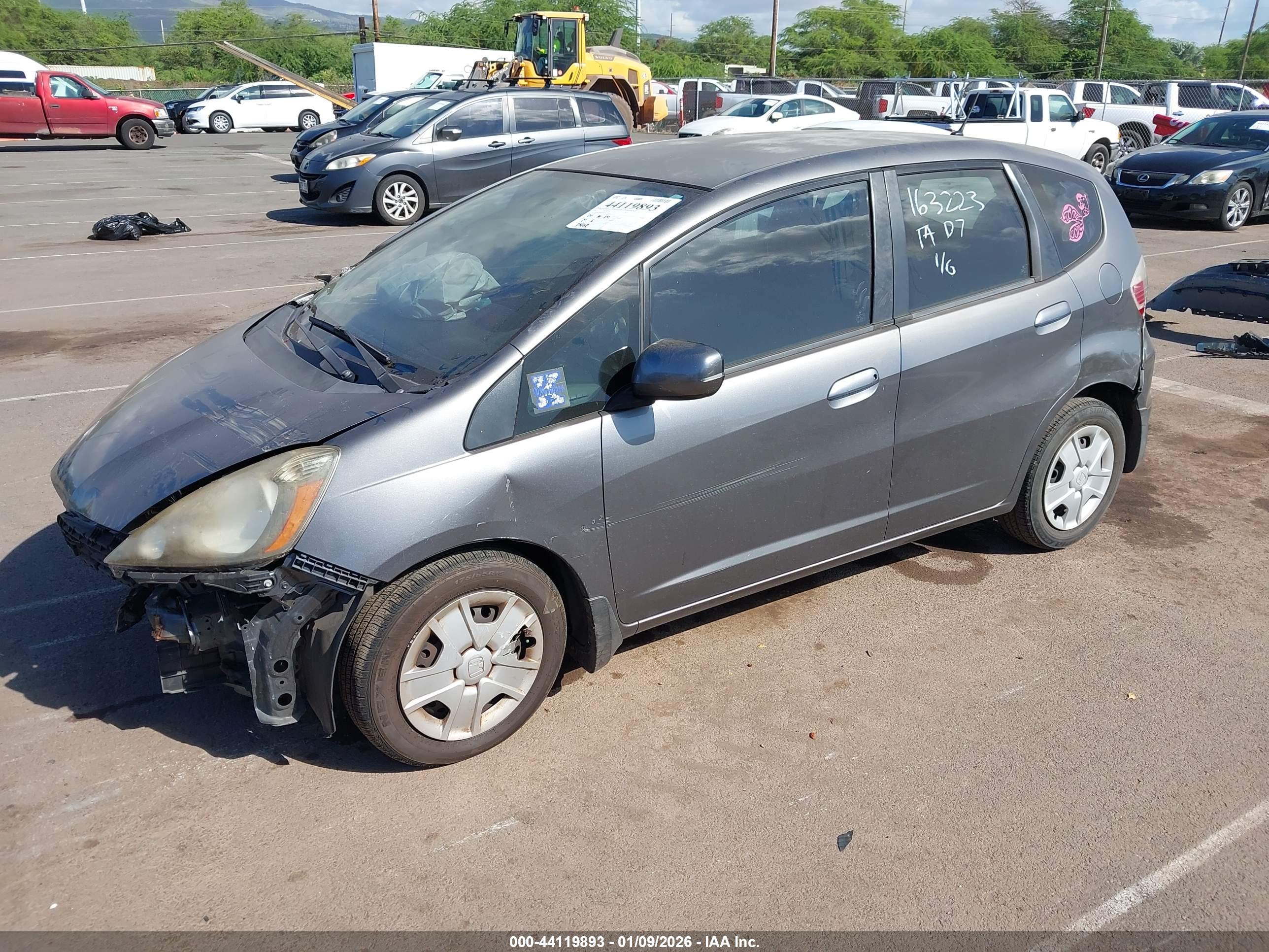 HONDA FIT image 2