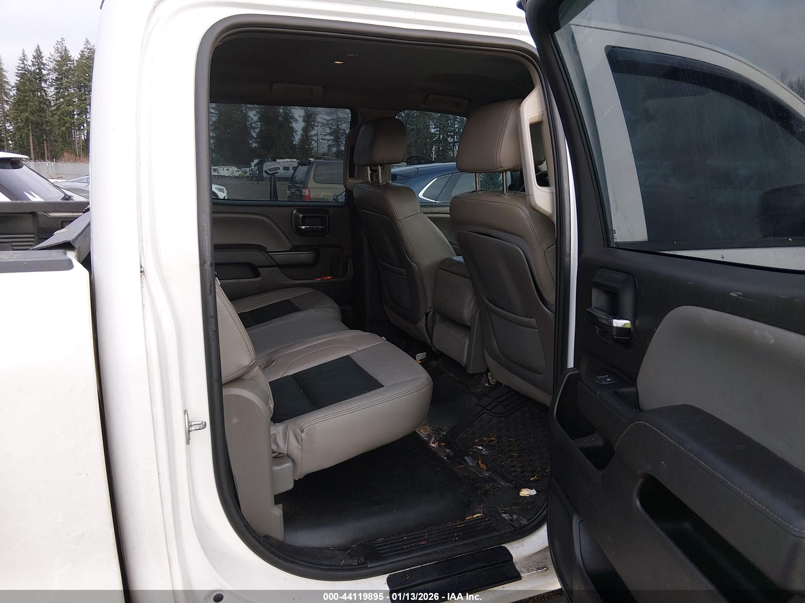 GMC SIERRA image 8