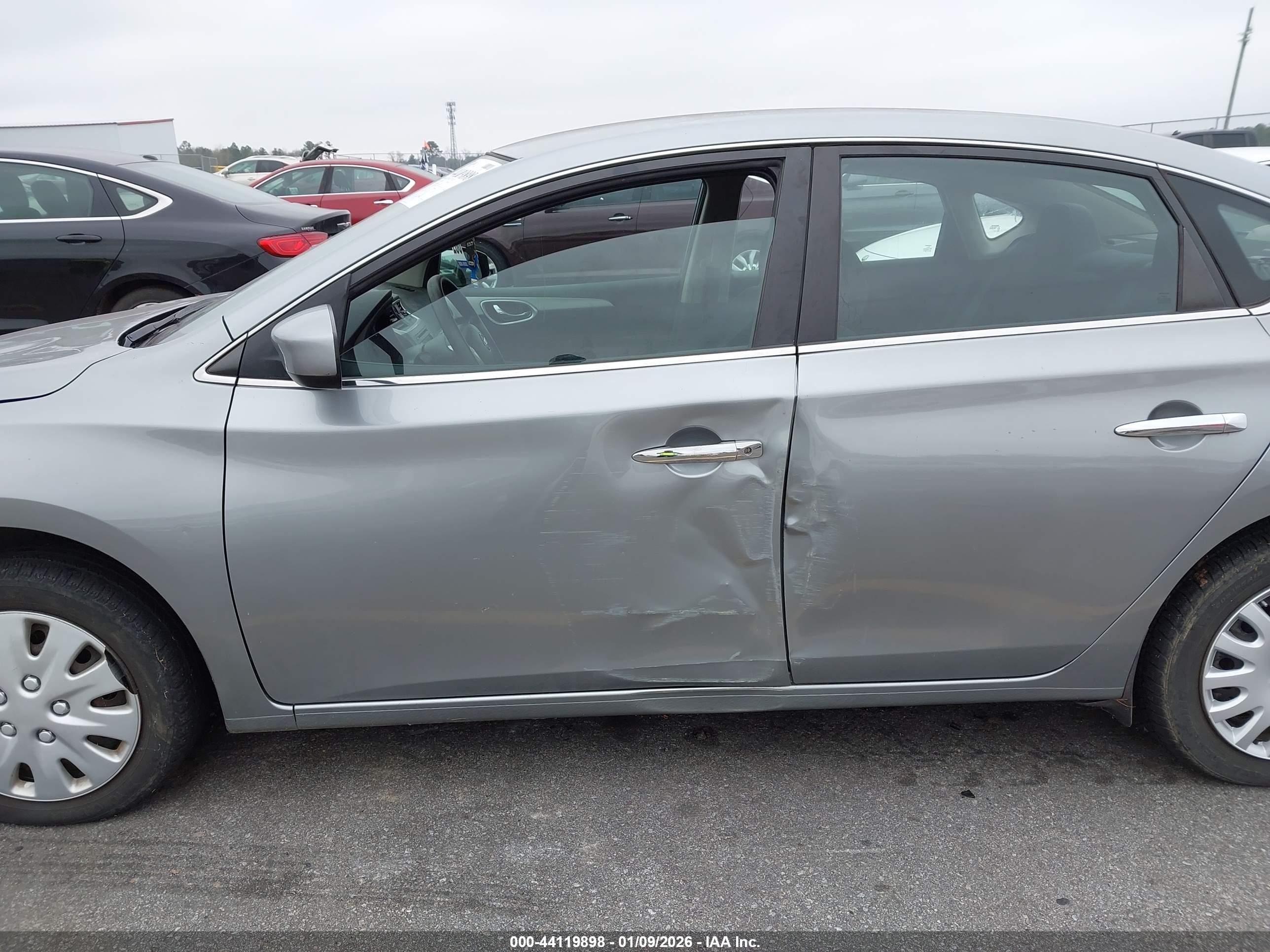 NISSAN SENTRA image 6