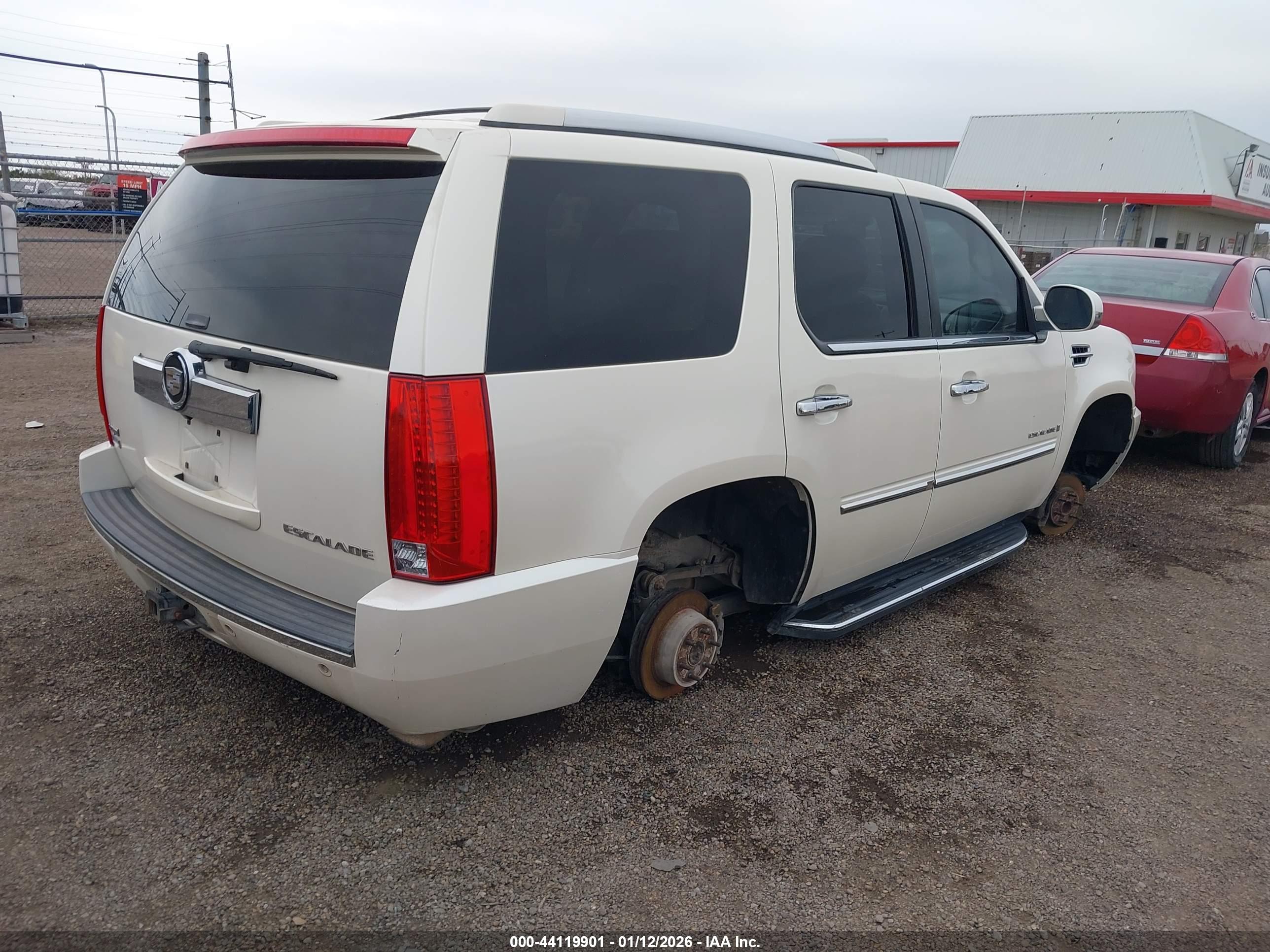 CADILLAC ESCALADE image 4
