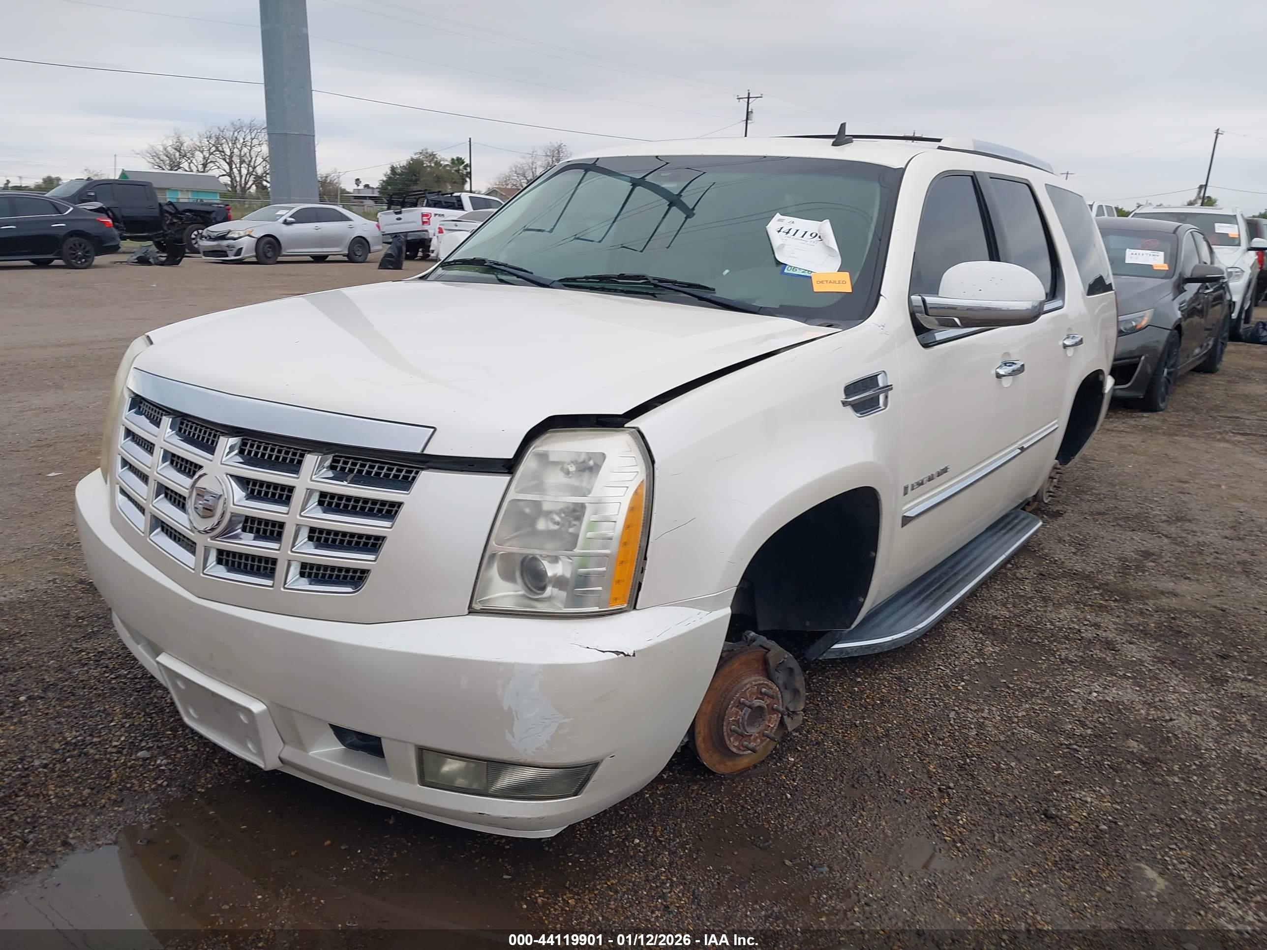 CADILLAC ESCALADE image 6