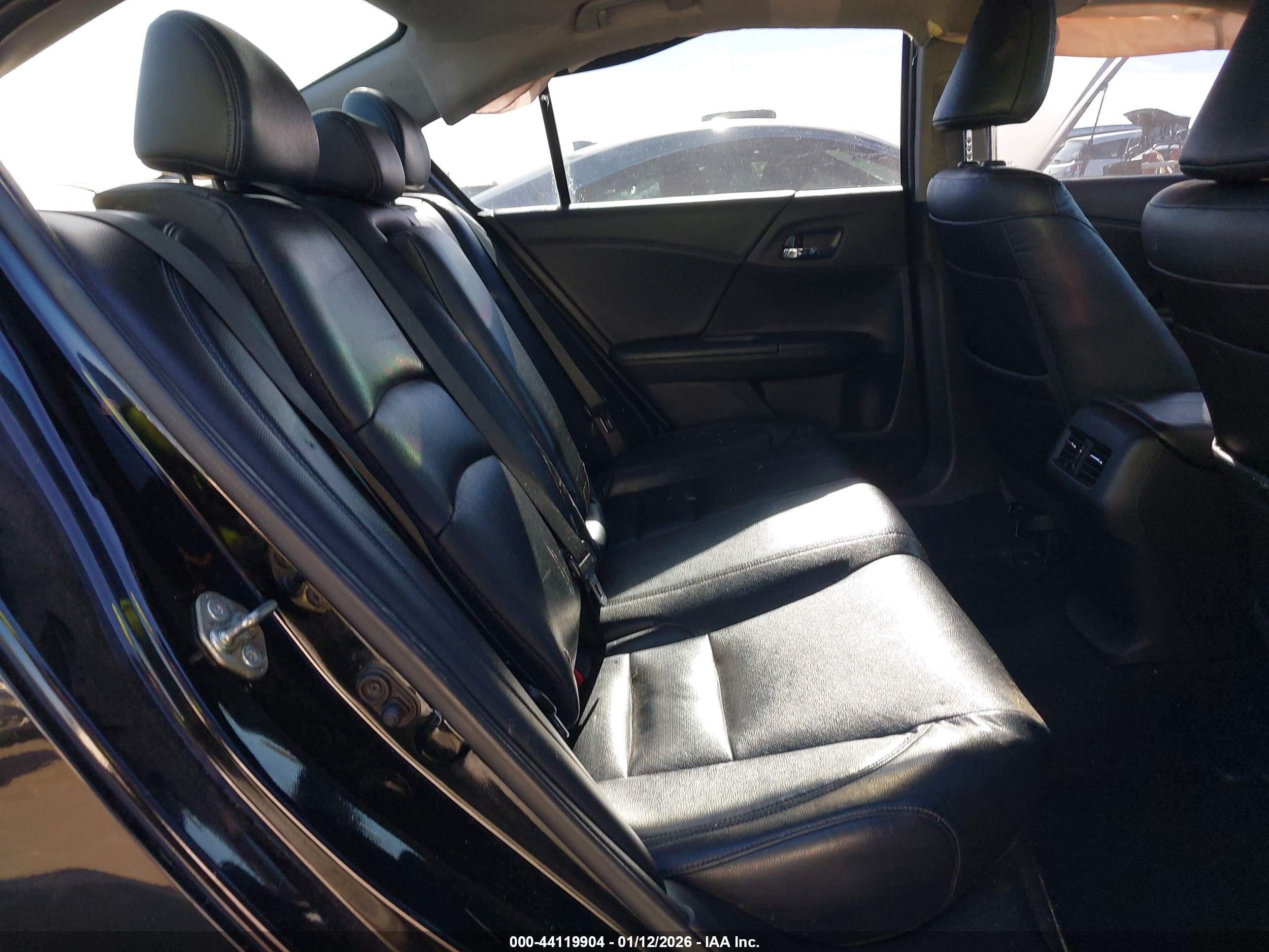 HONDA ACCORD image 8