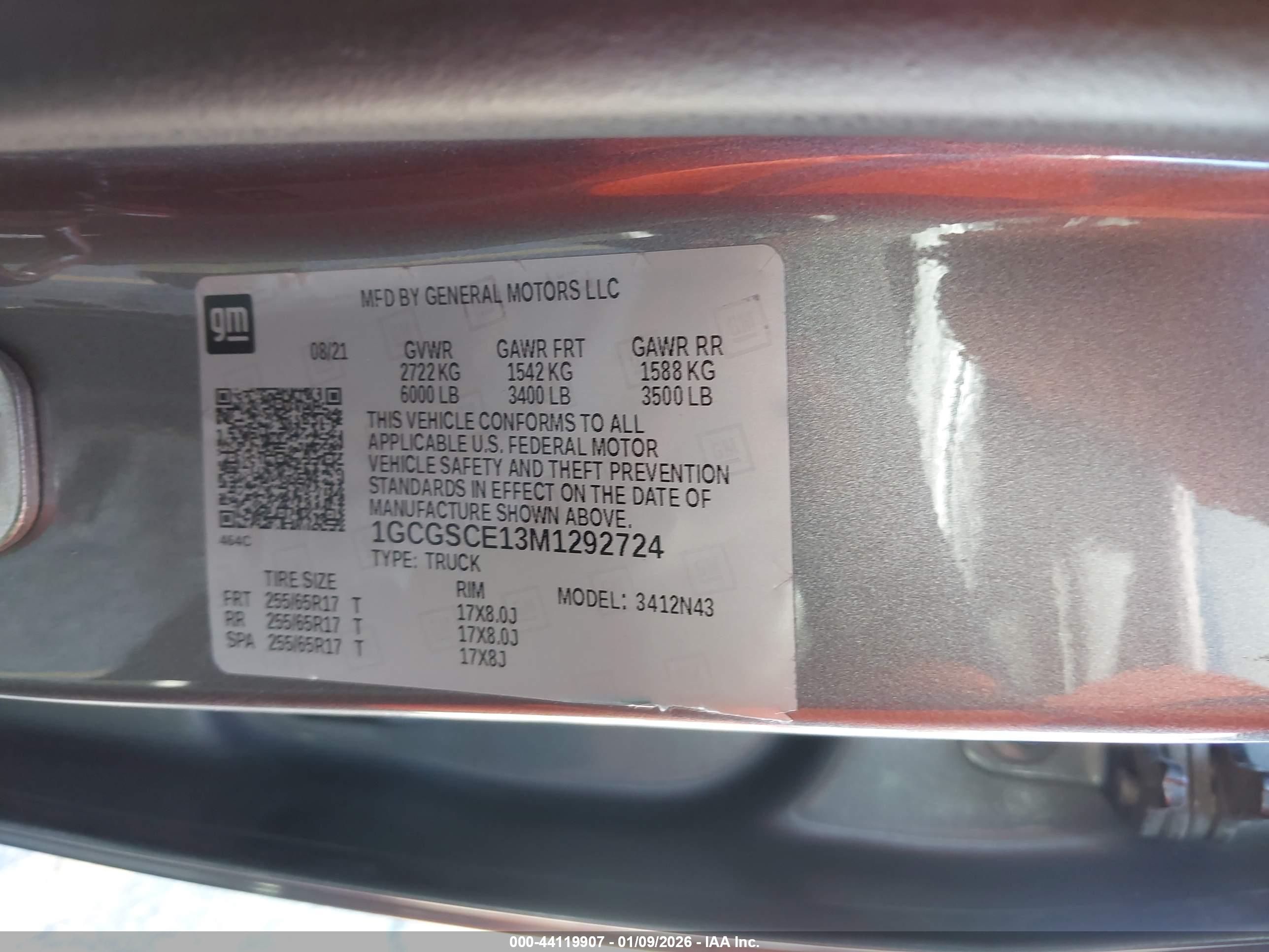 CHEVROLET COLORADO image 9