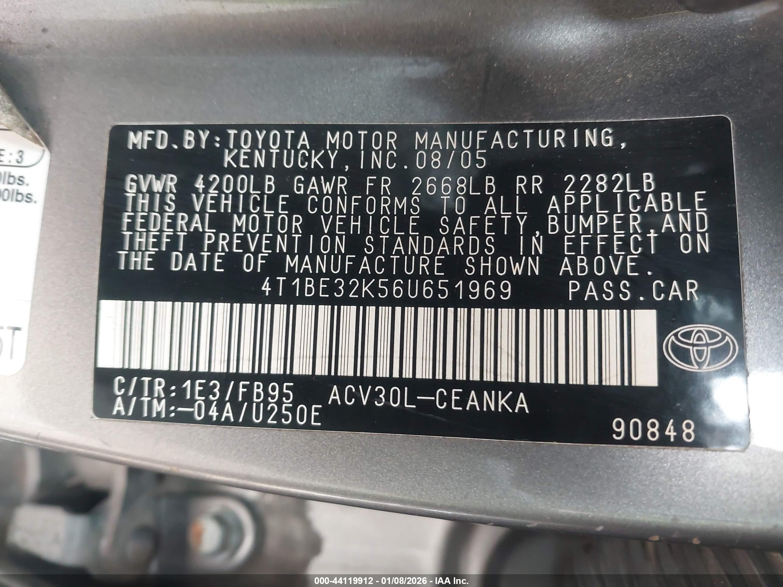 TOYOTA CAMRY image 9