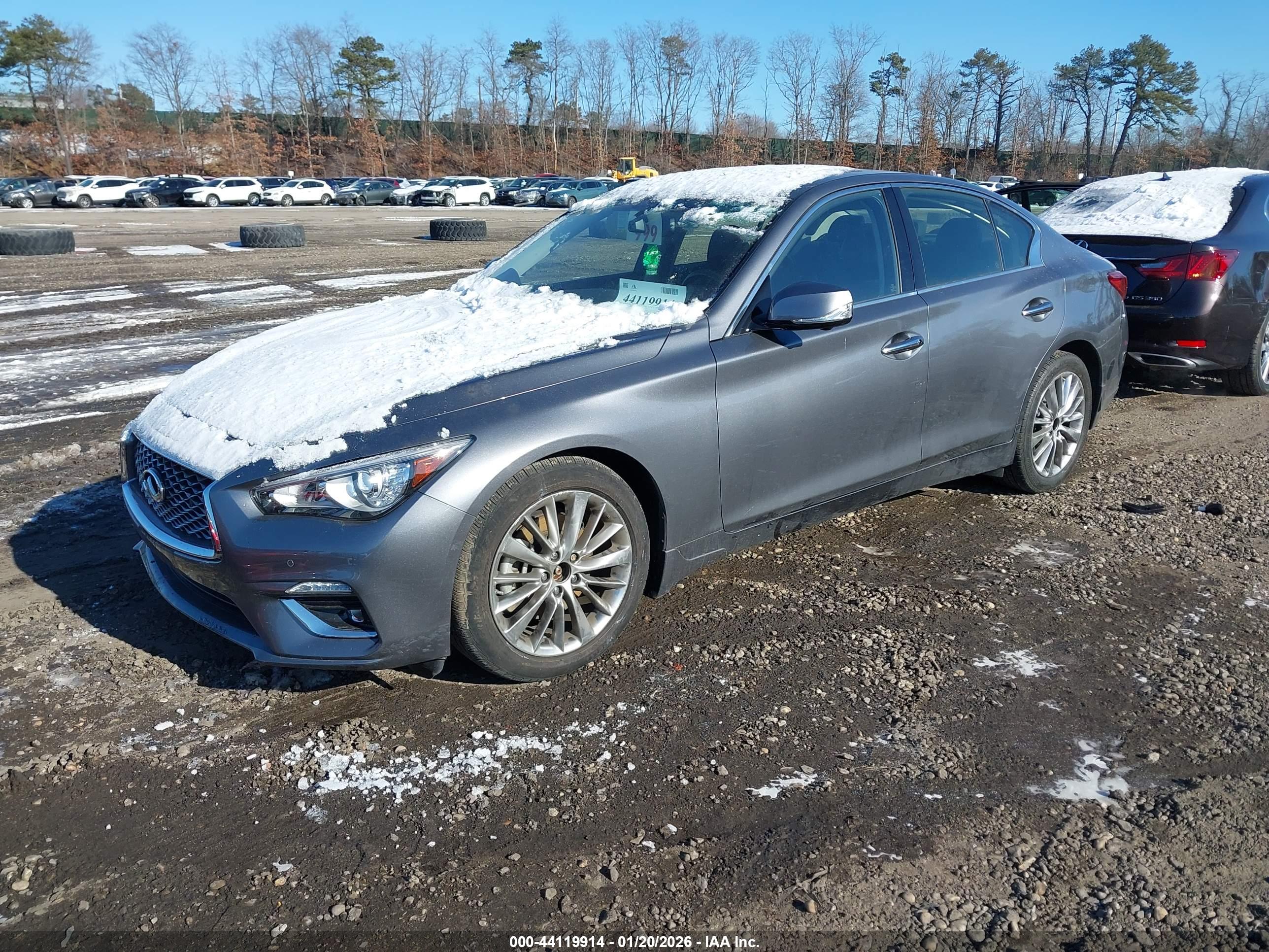 INFINITI Q50 image 2