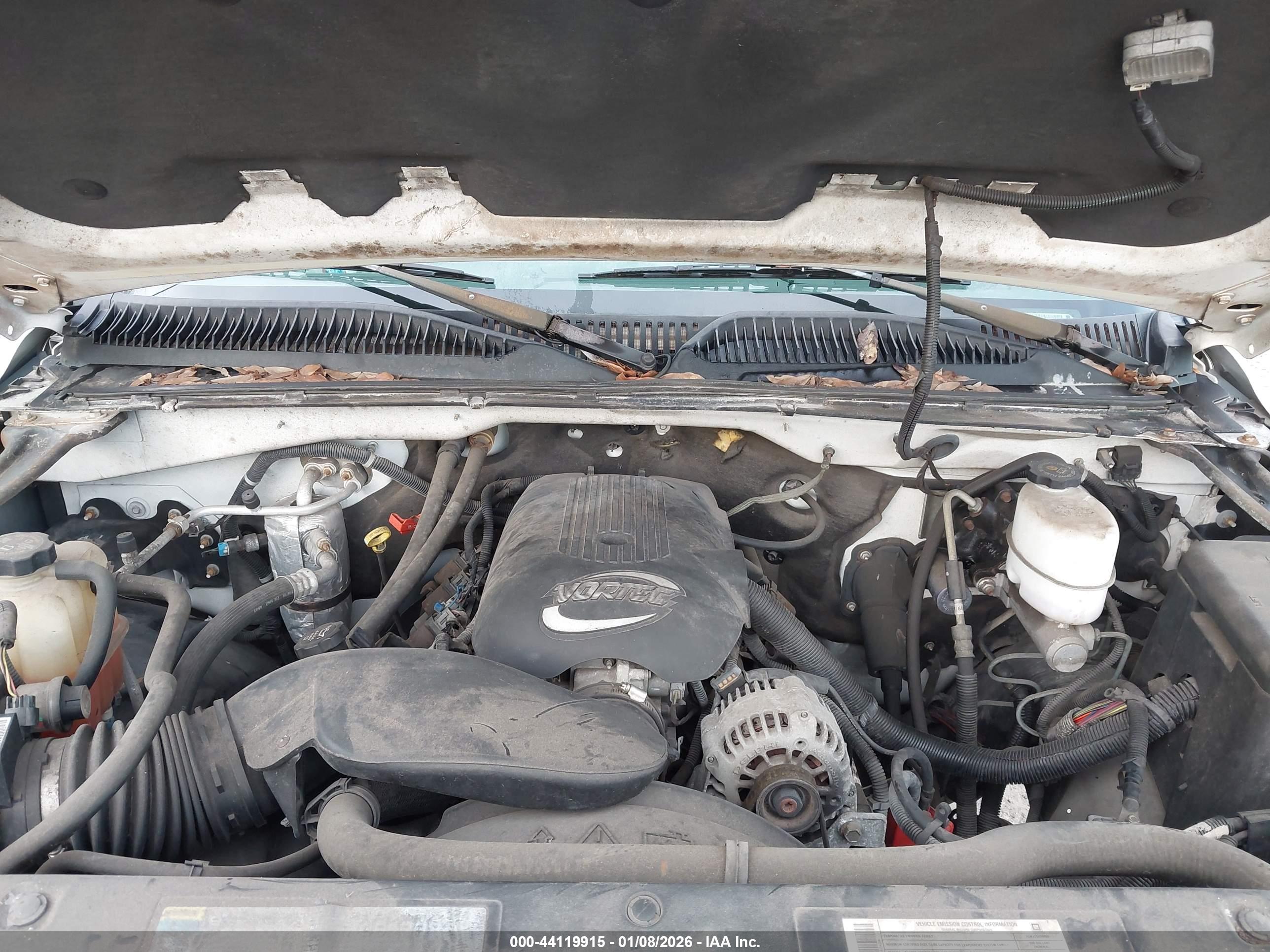 CHEVROLET SILVERADO image 10