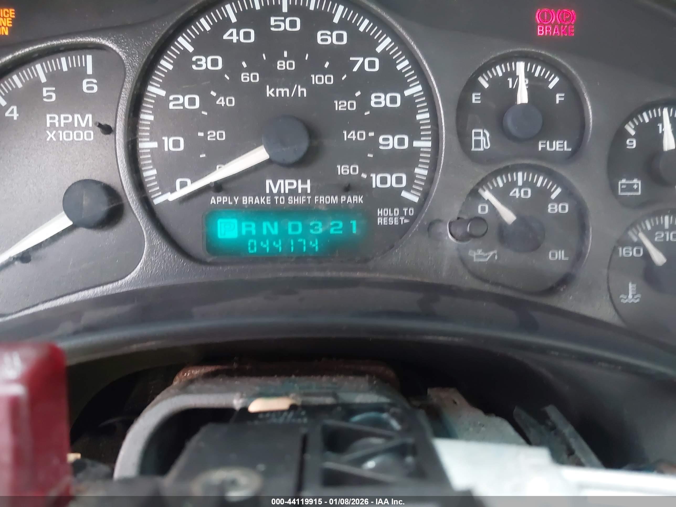 CHEVROLET SILVERADO image 6