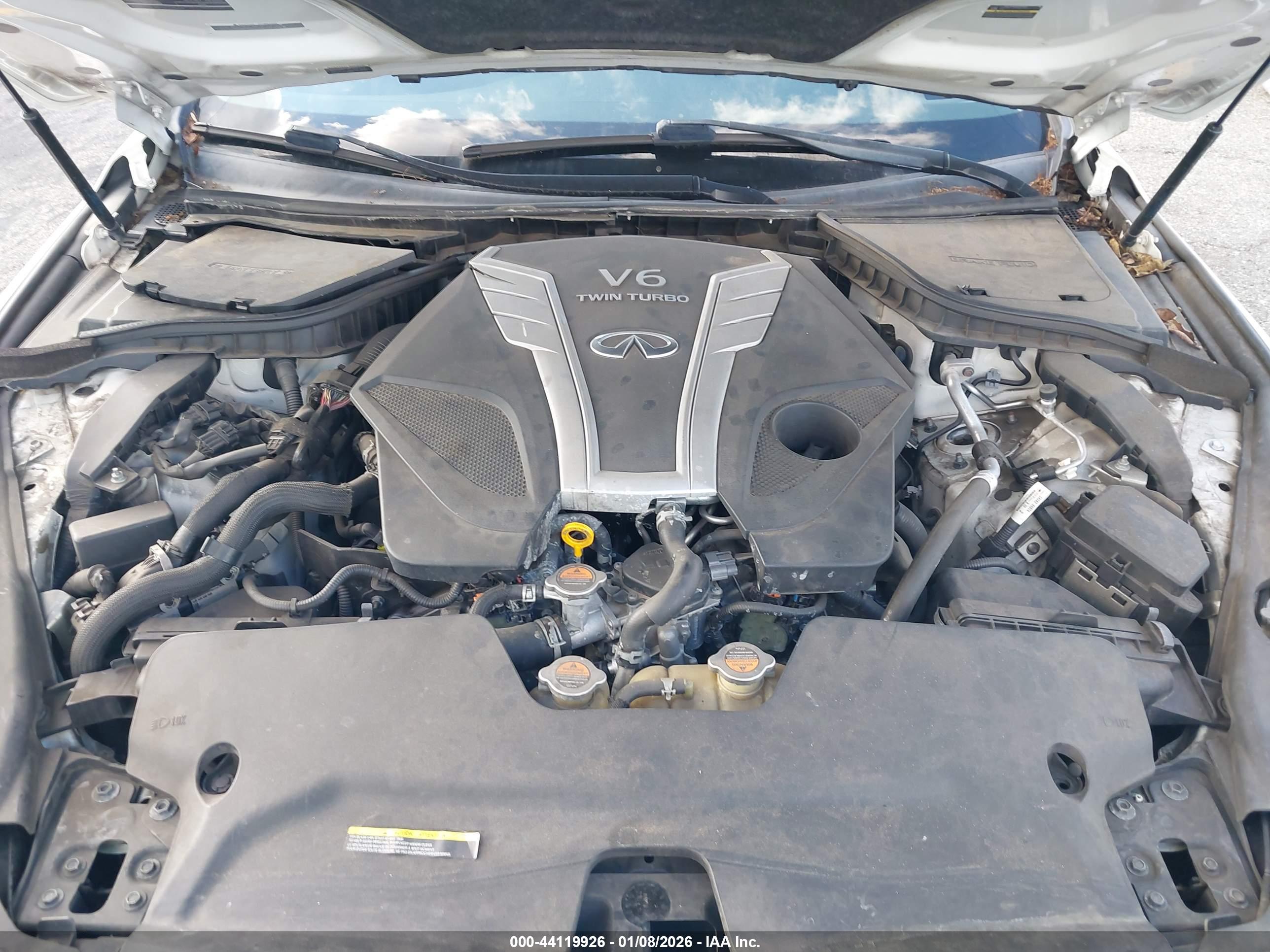 INFINITI Q50 image 10