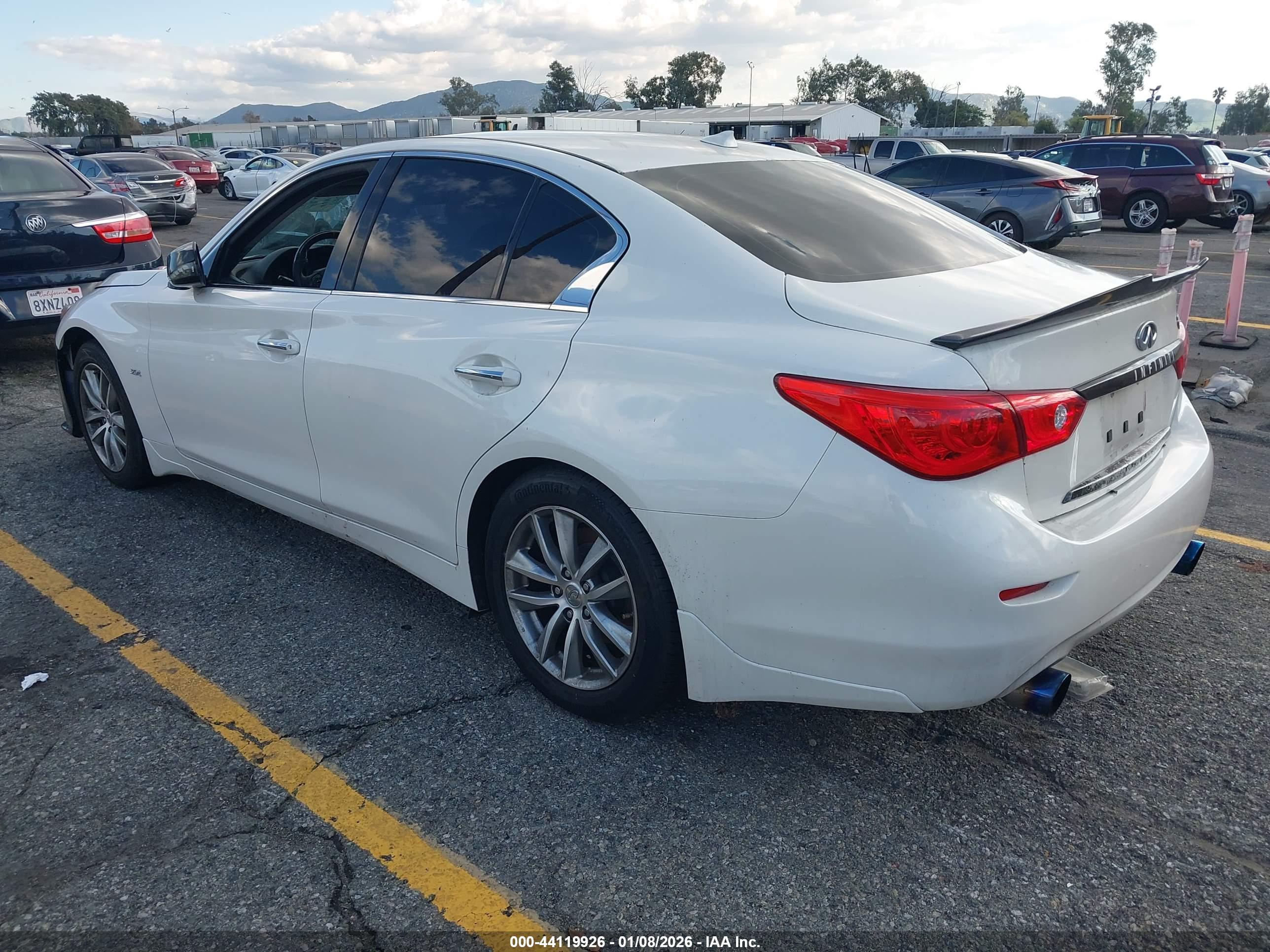 INFINITI Q50 image 3